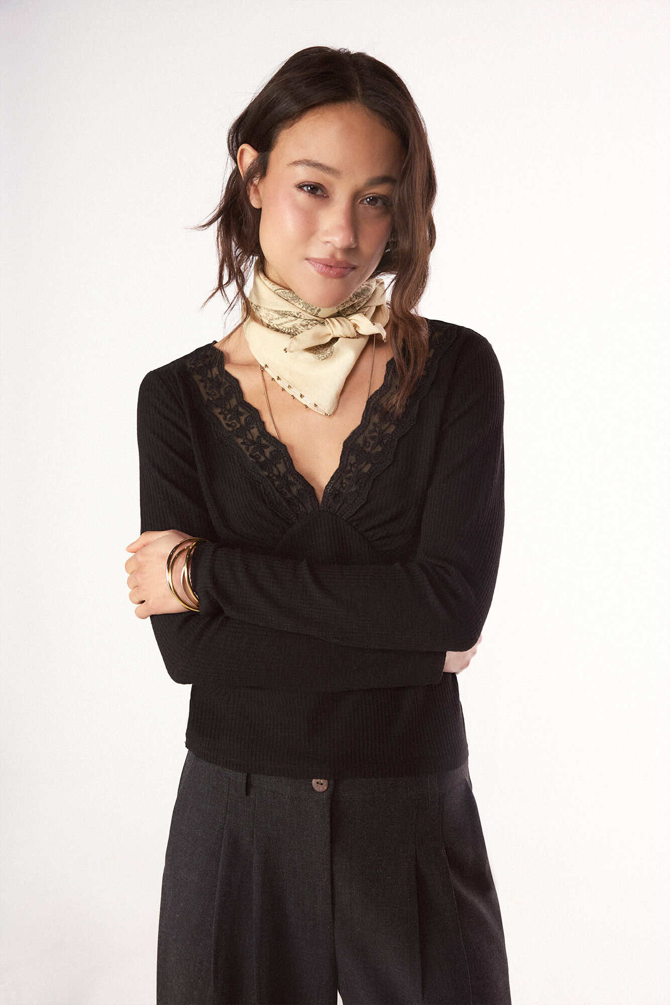 Slowlove Lace detail structure top Black