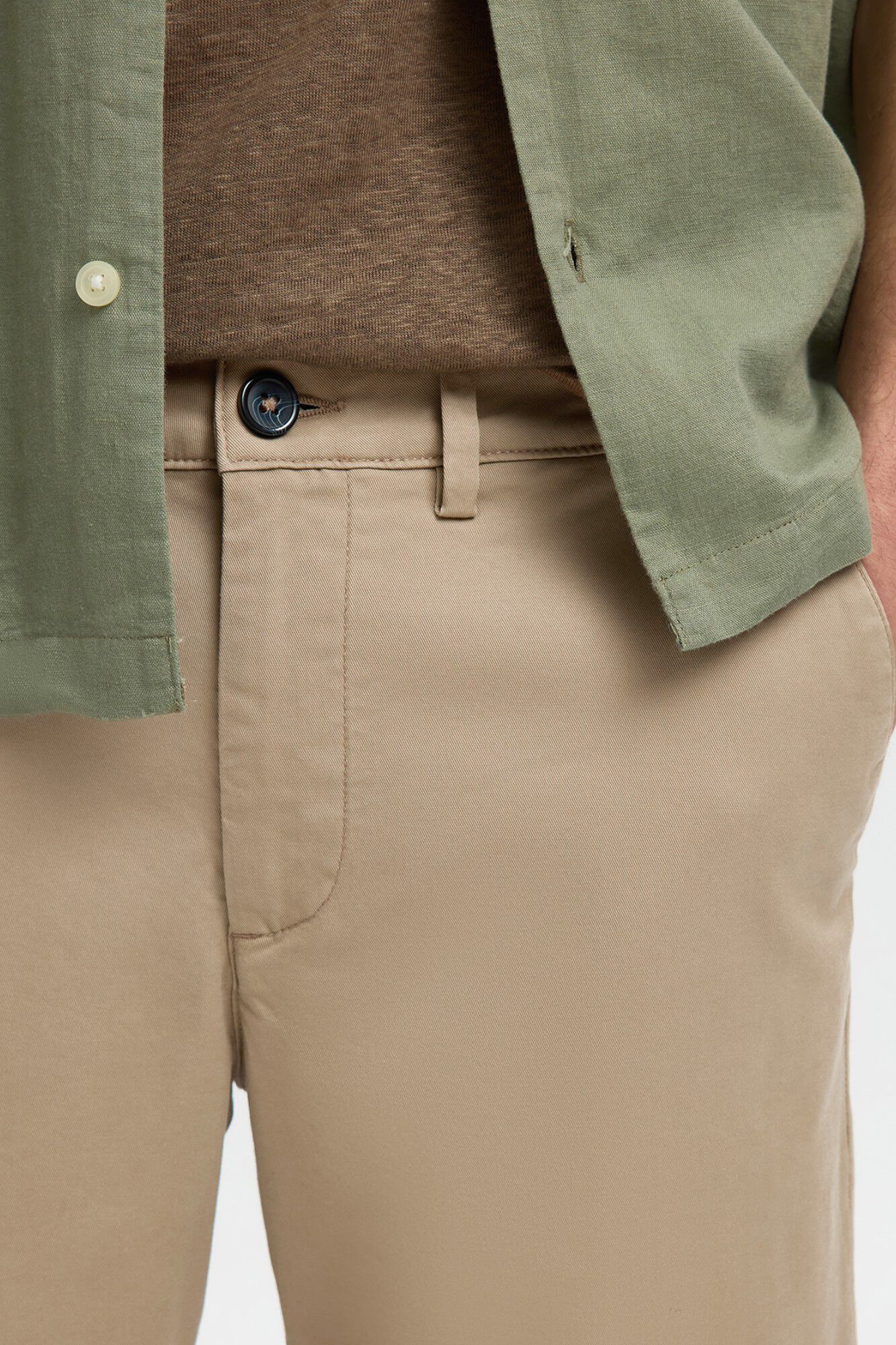 Selected Bermuda tipo chino