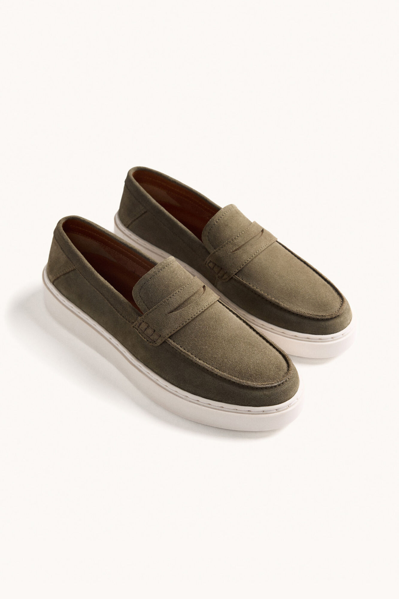 Gioseppo Leather loafers