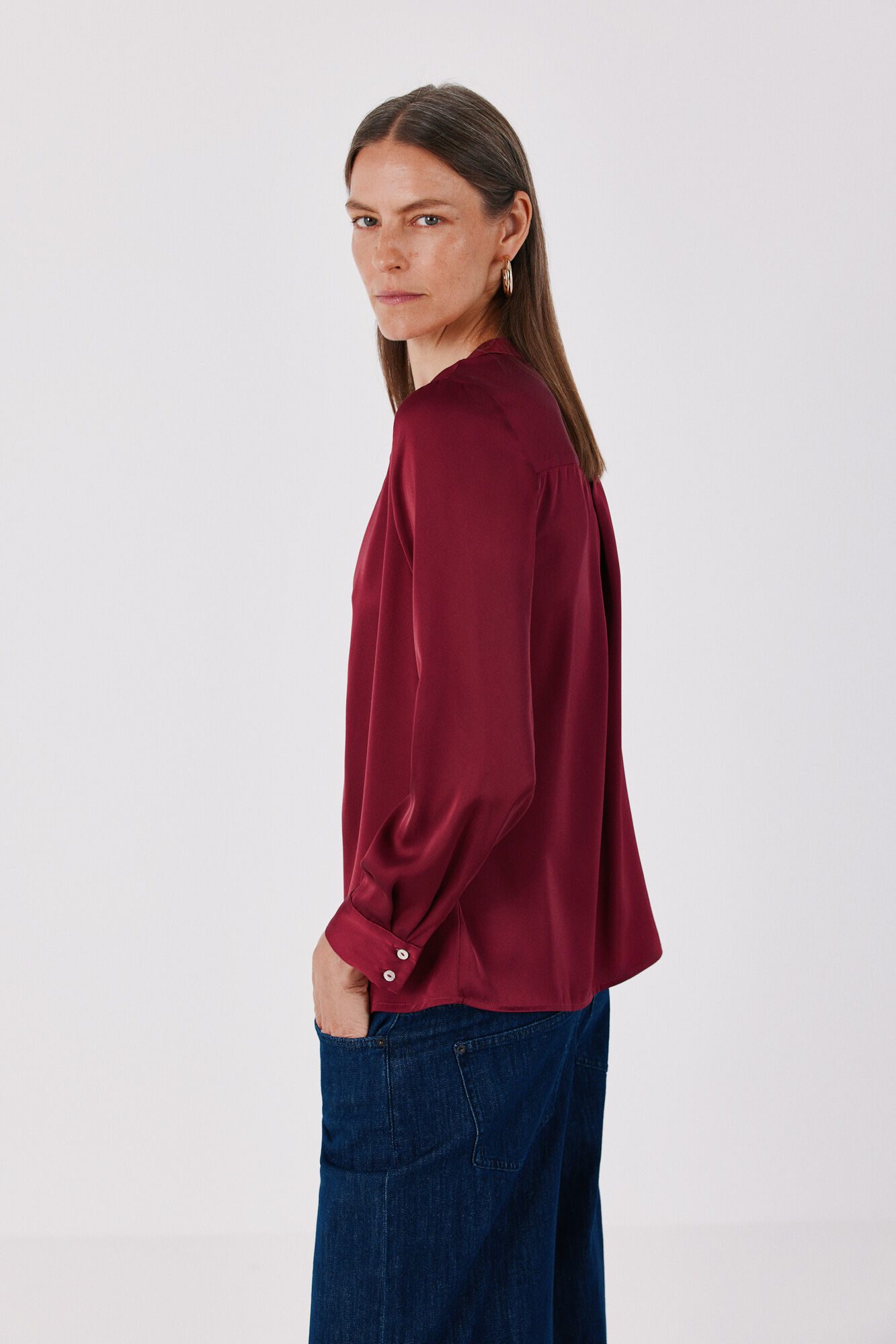 Cortefiel Satin-finish polo shirt blouse Maroon