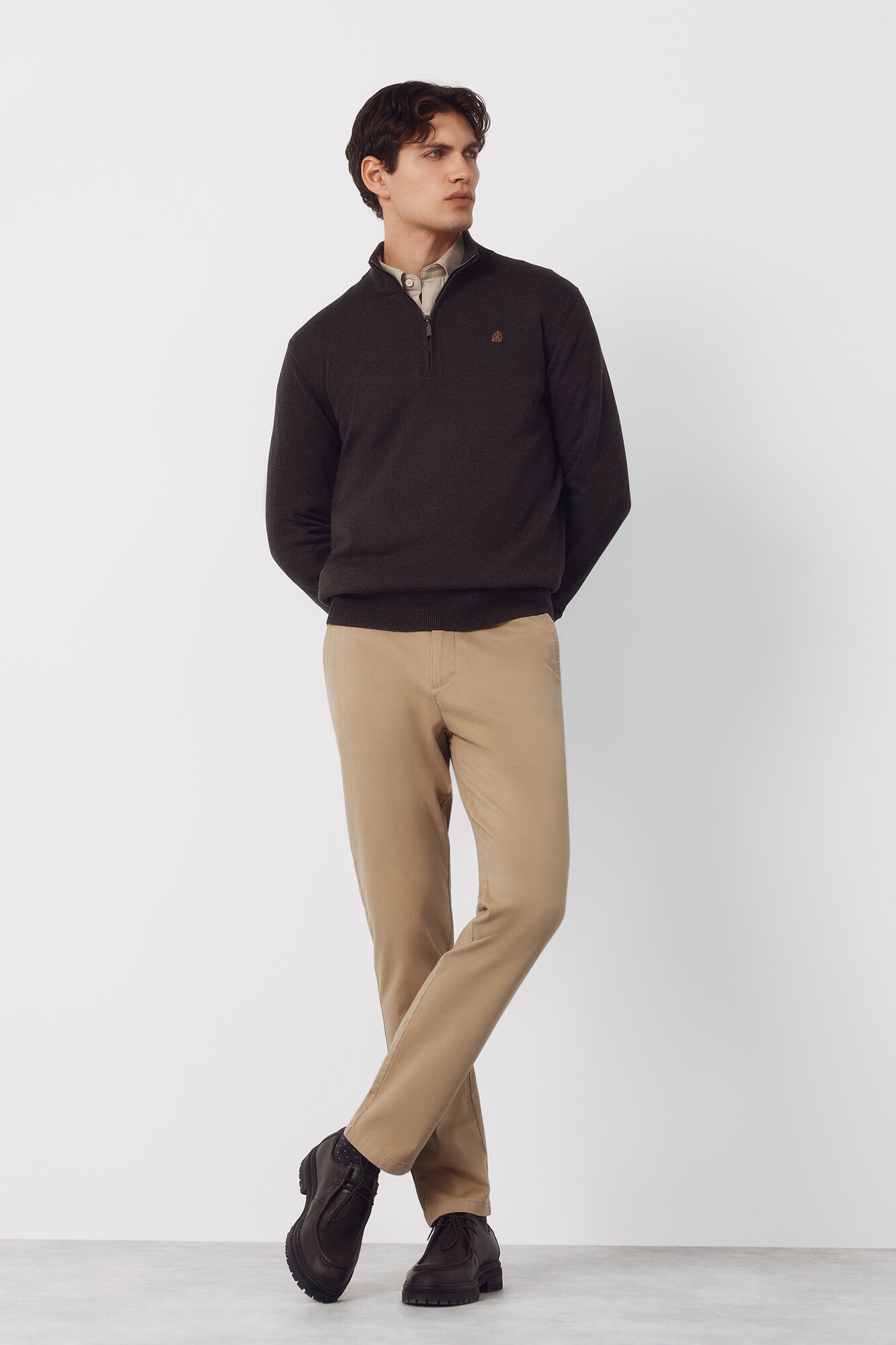 Cortefiel Regular fit chinos