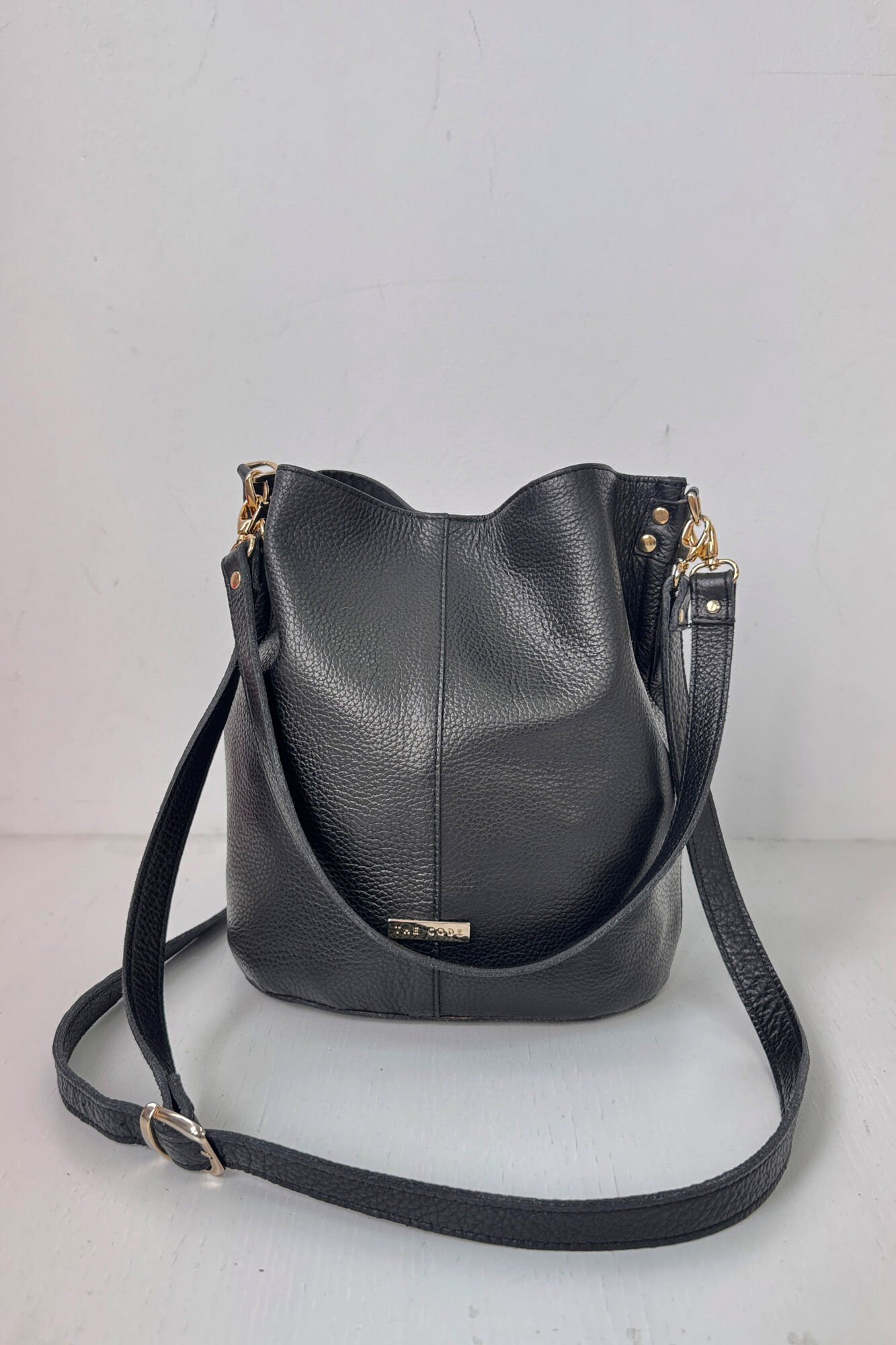 The Code Julieta black plain candy box Black
