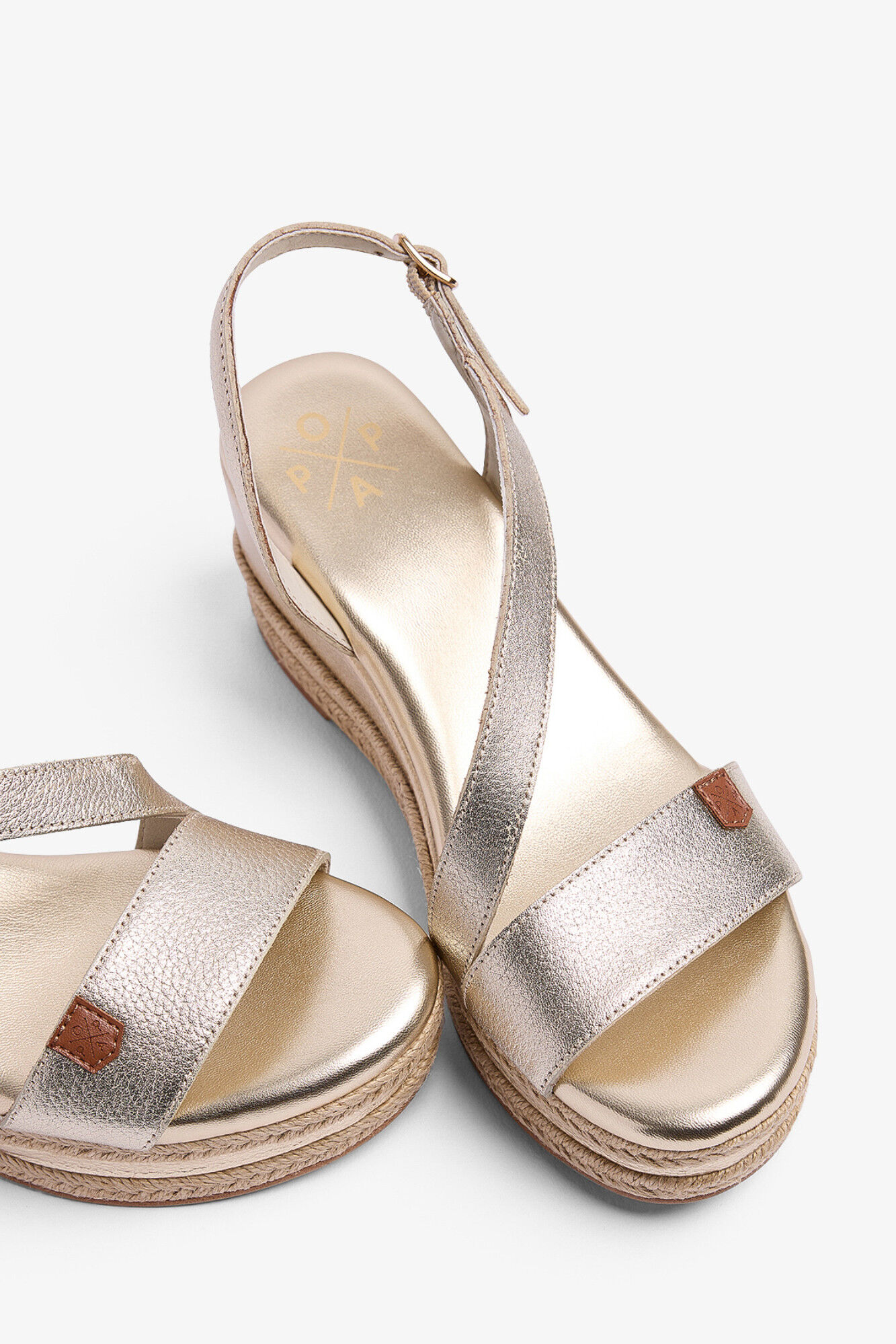 Popa Ipanema laminated low wedge sandal Gold