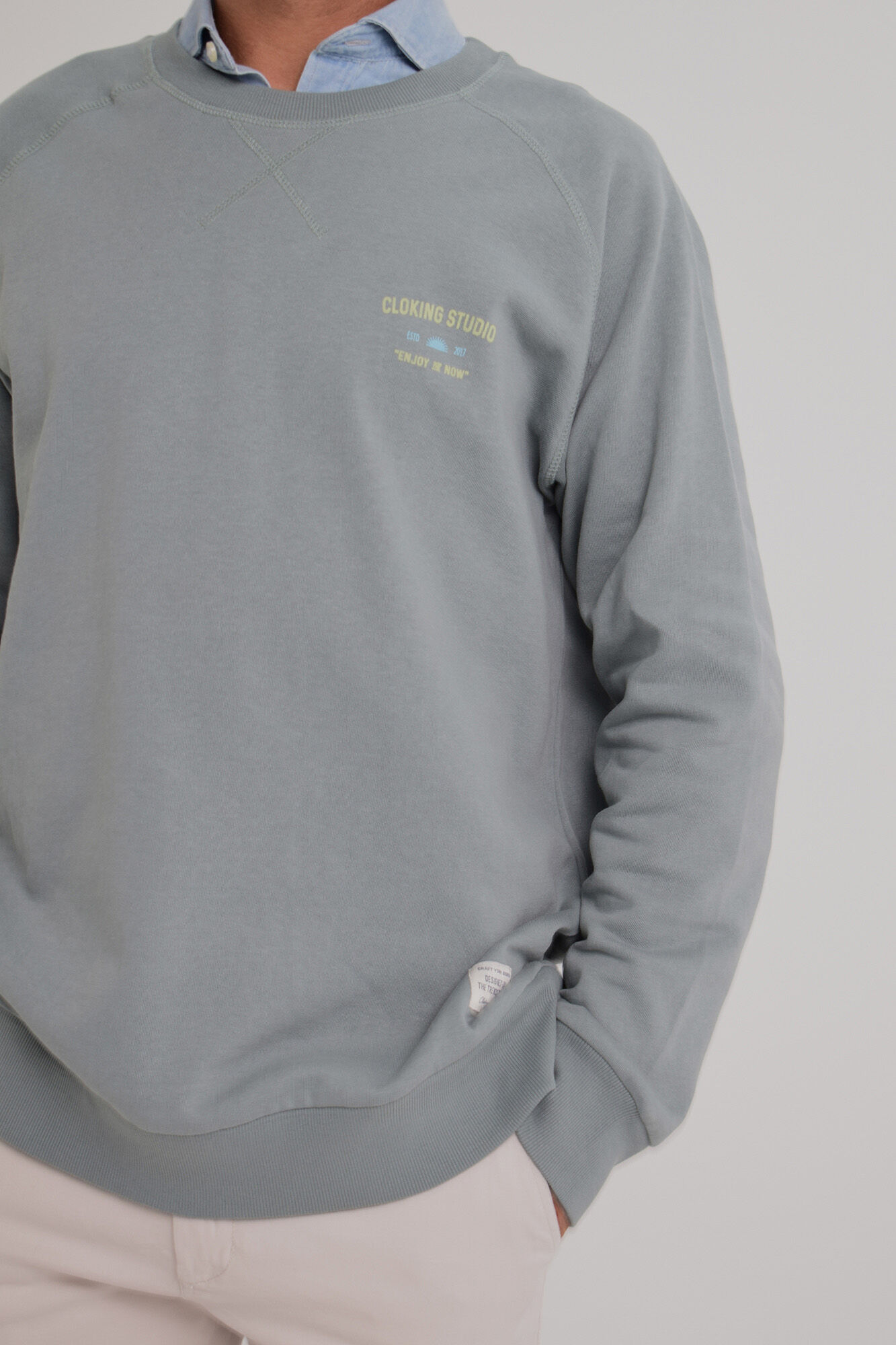 Cloking Enjoy The Now Washed Sweatshirt