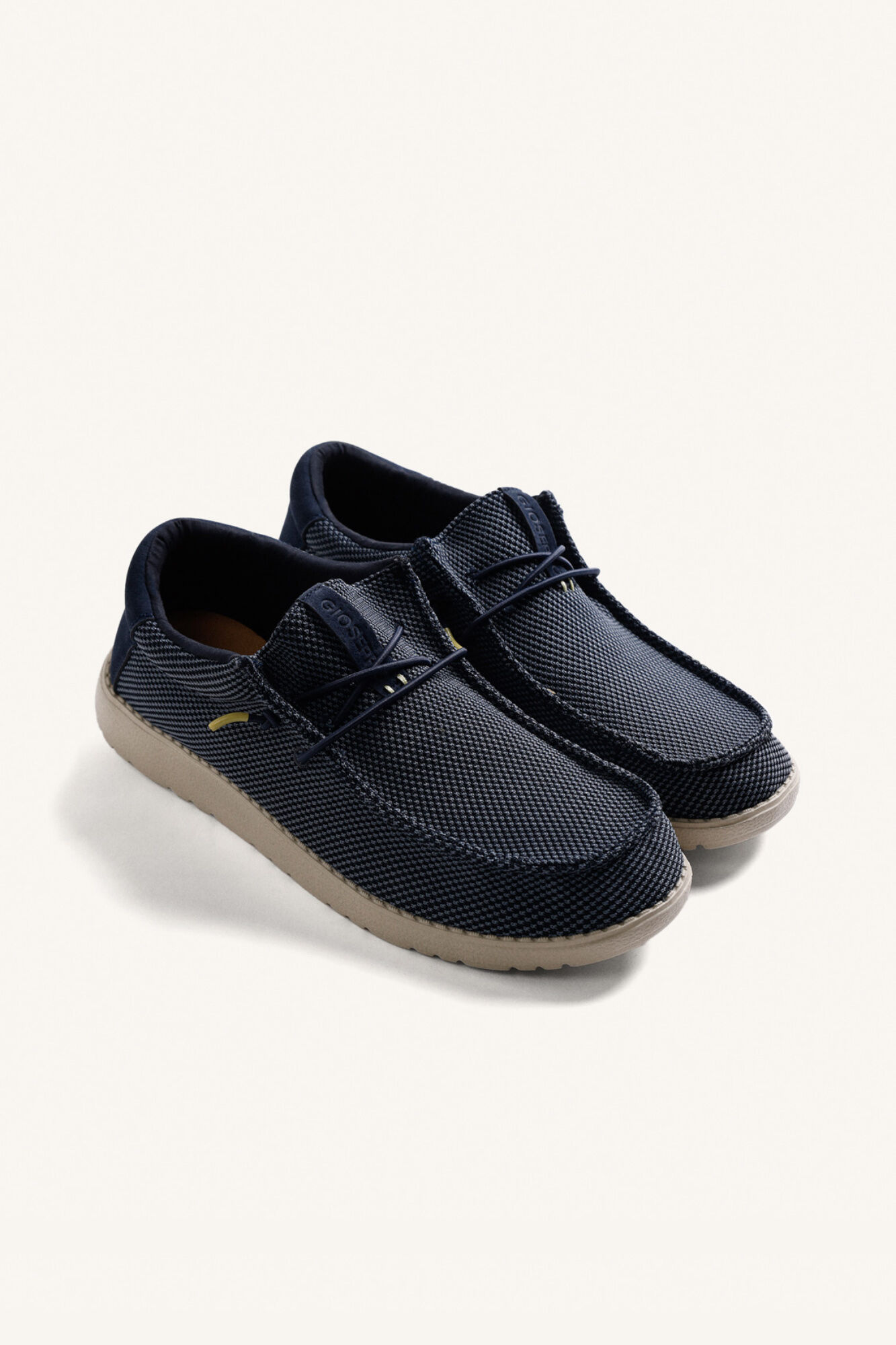 Gioseppo Wallabee style loafers