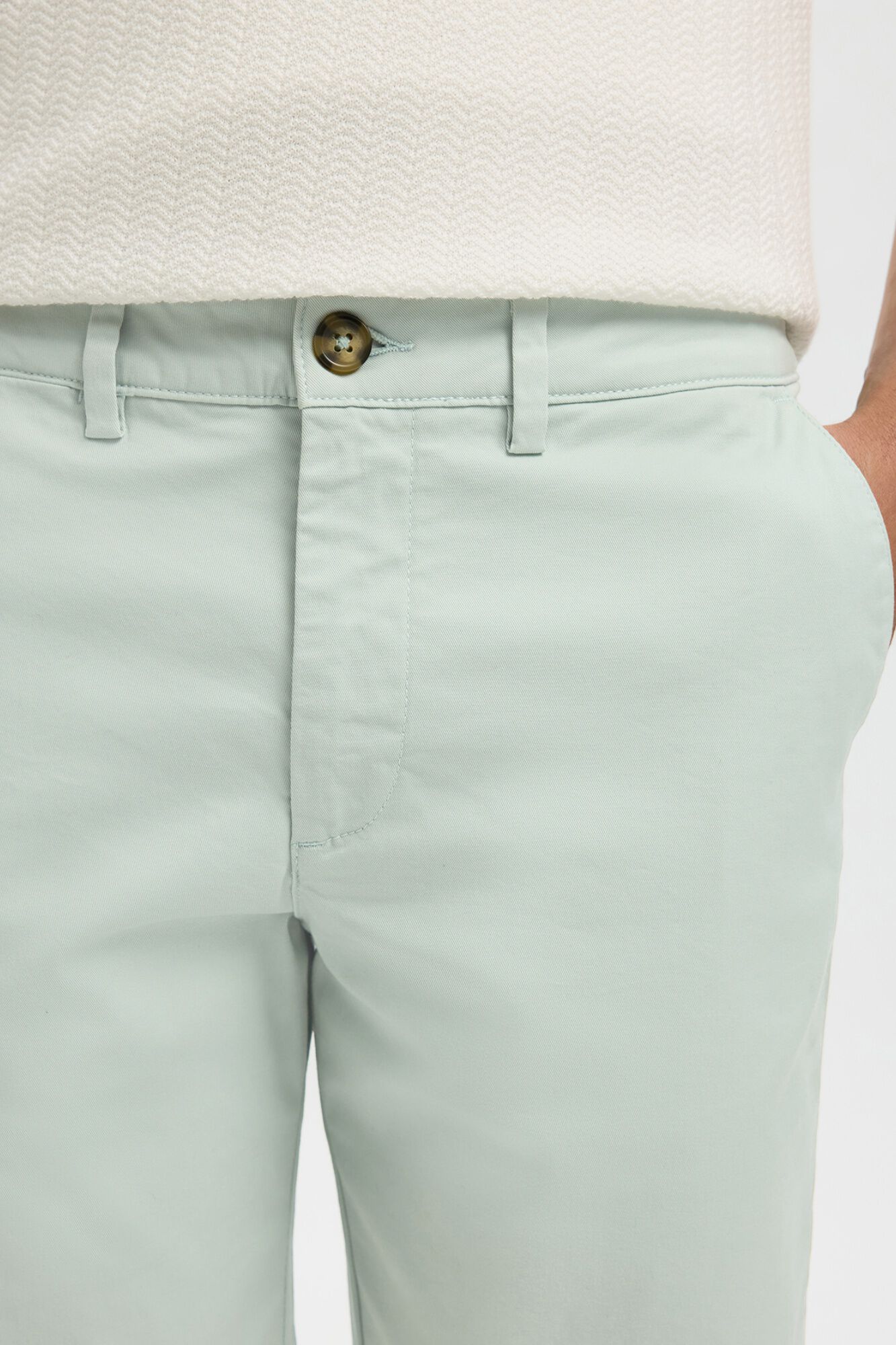 Selected Bermuda tipo chino