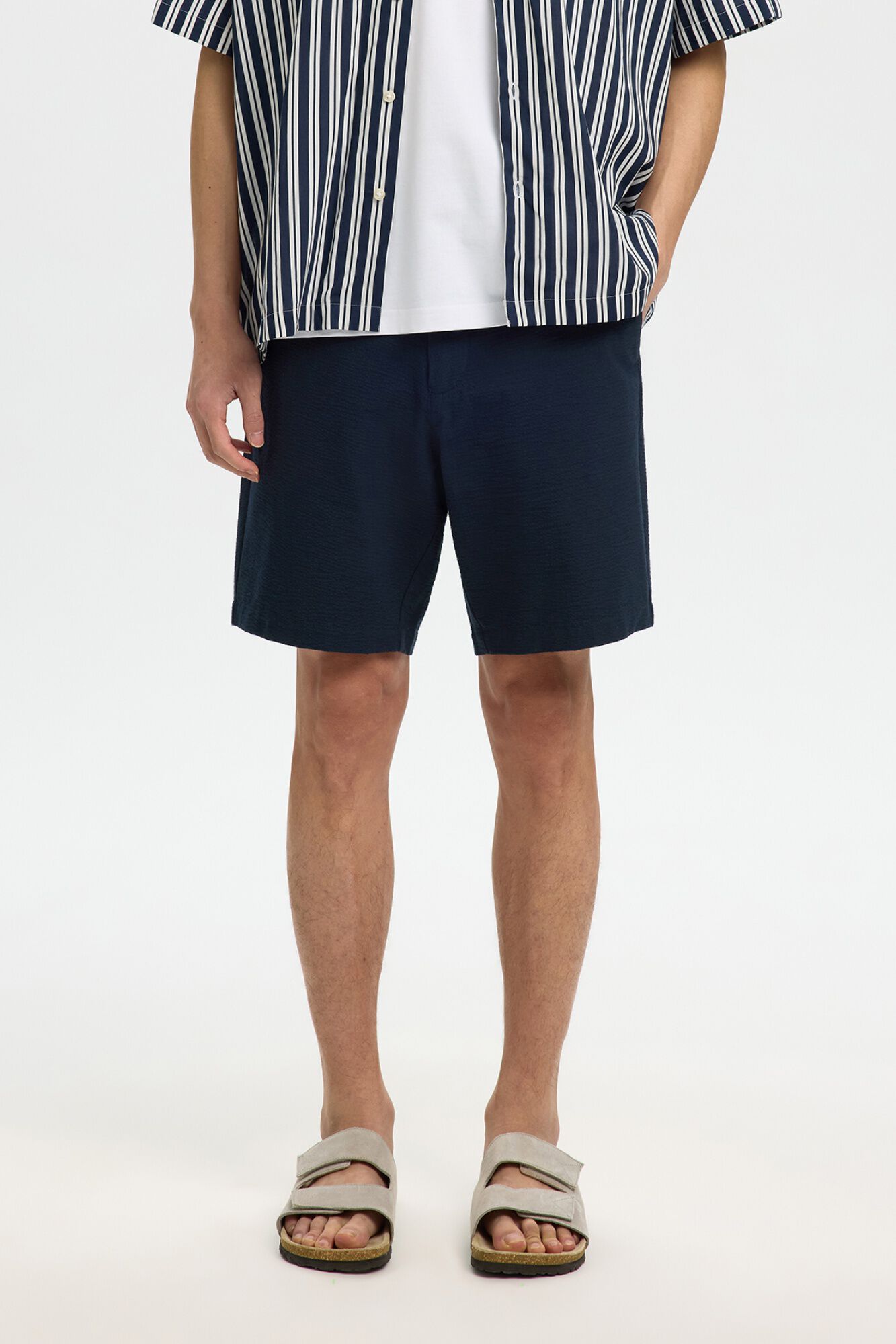 Selected Structured fabric short trousers Navy