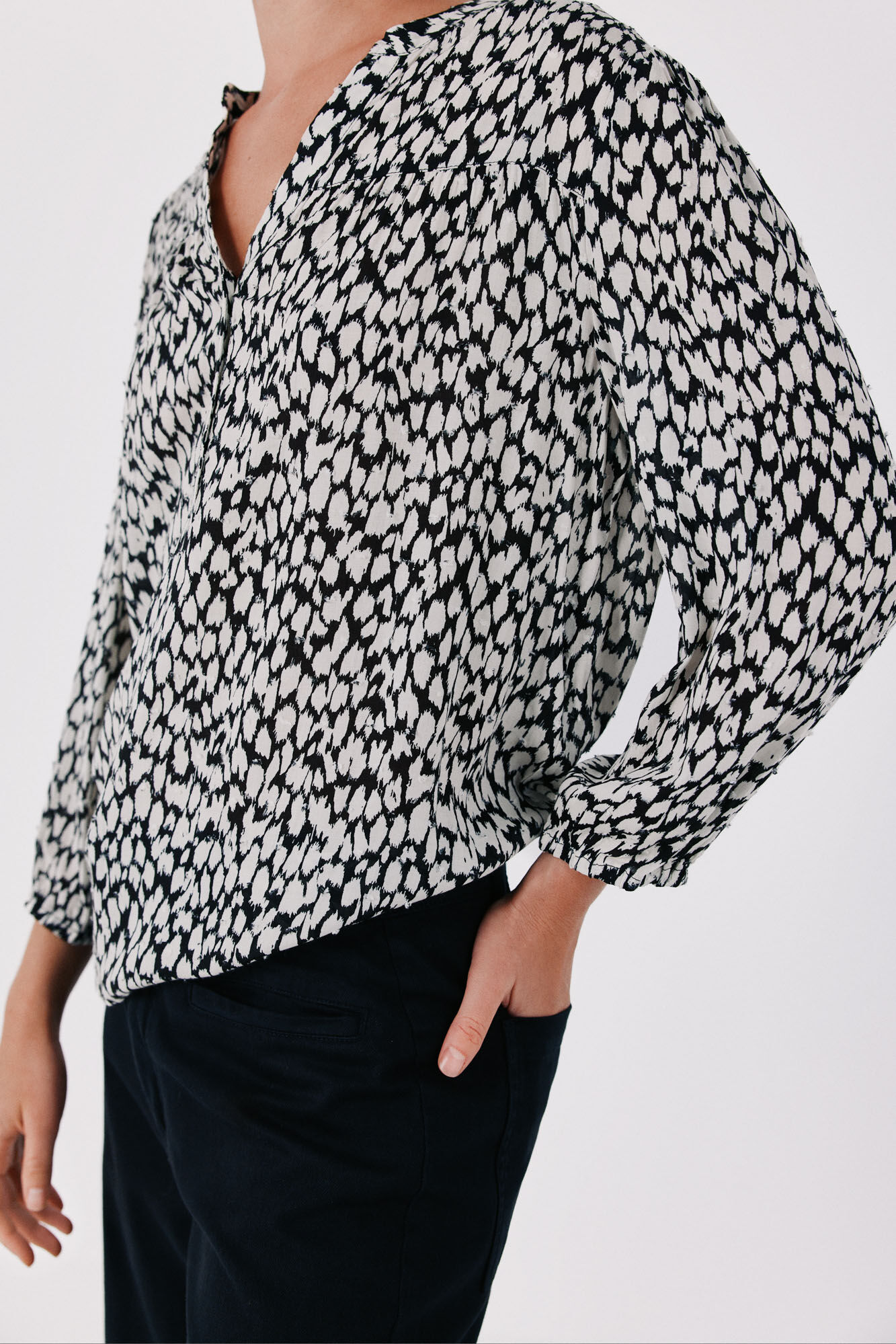 Cortefiel Printed fluid blouse Printed brown