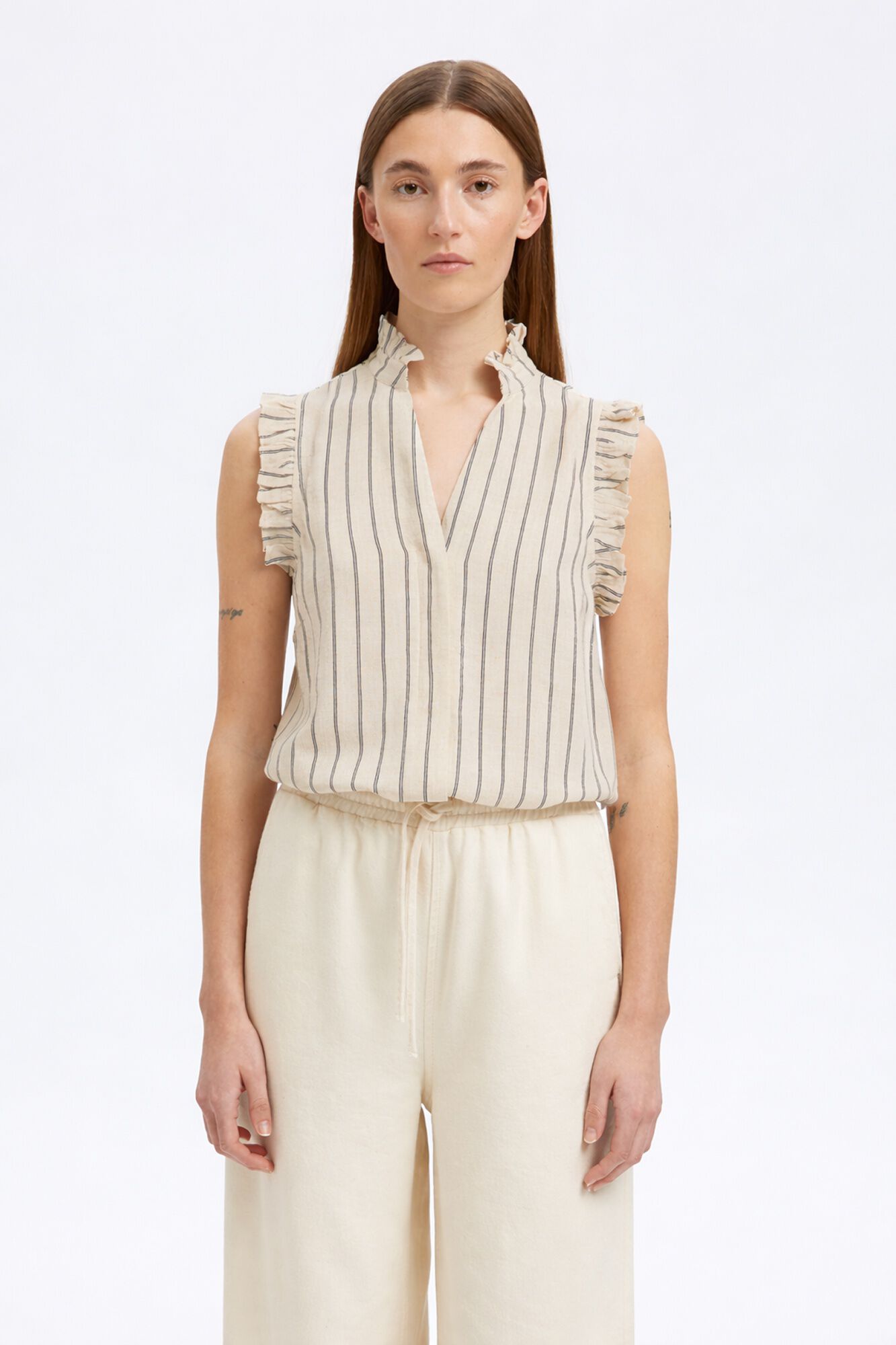 Selected Blusa sem mangas e folhos Tostado