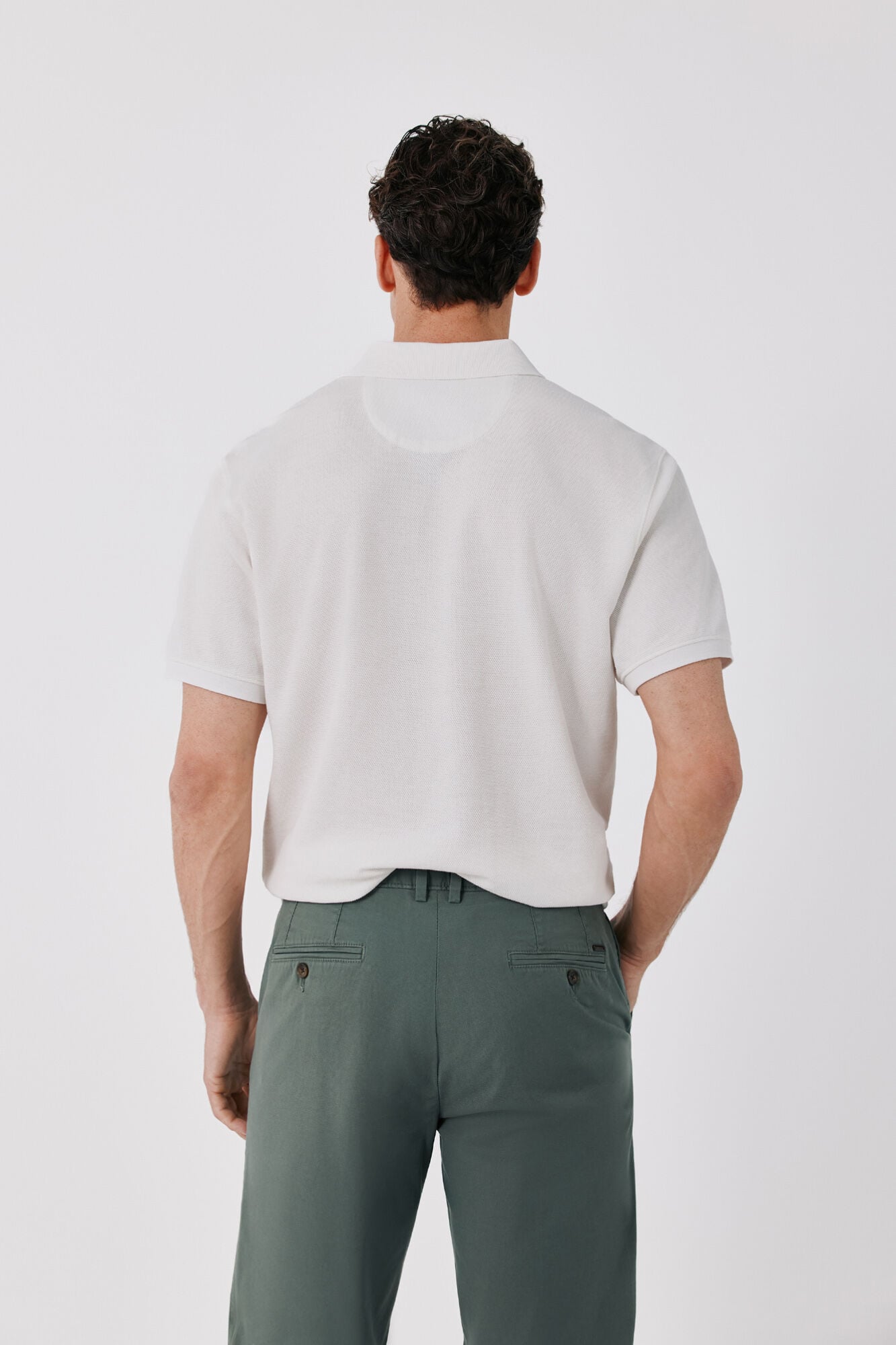 Cortefiel Polo with link structure Ivory