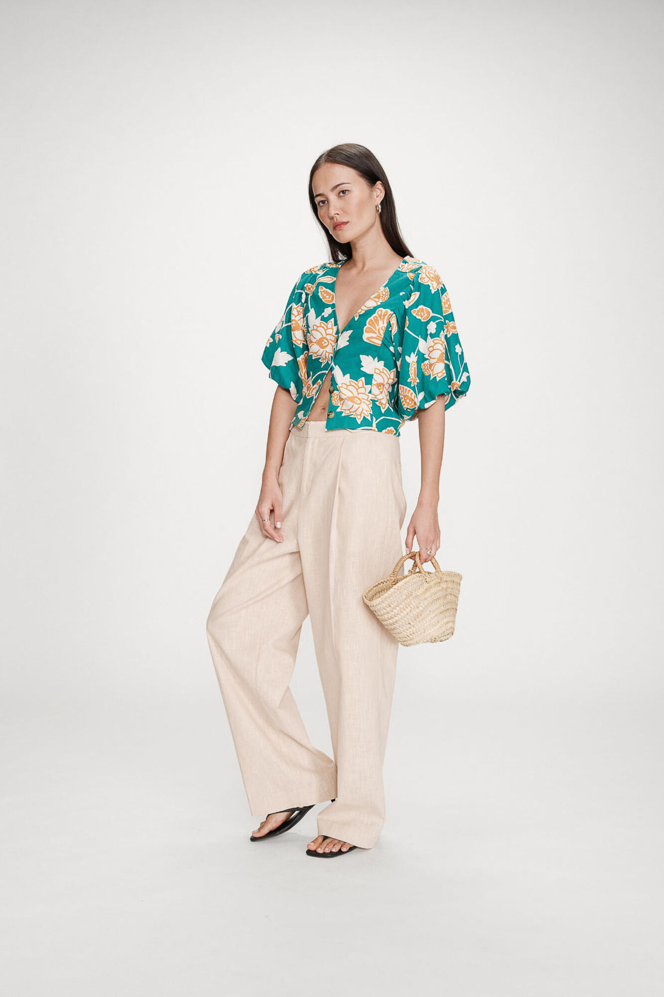 Grace & Mila Floral short top VAHE Green