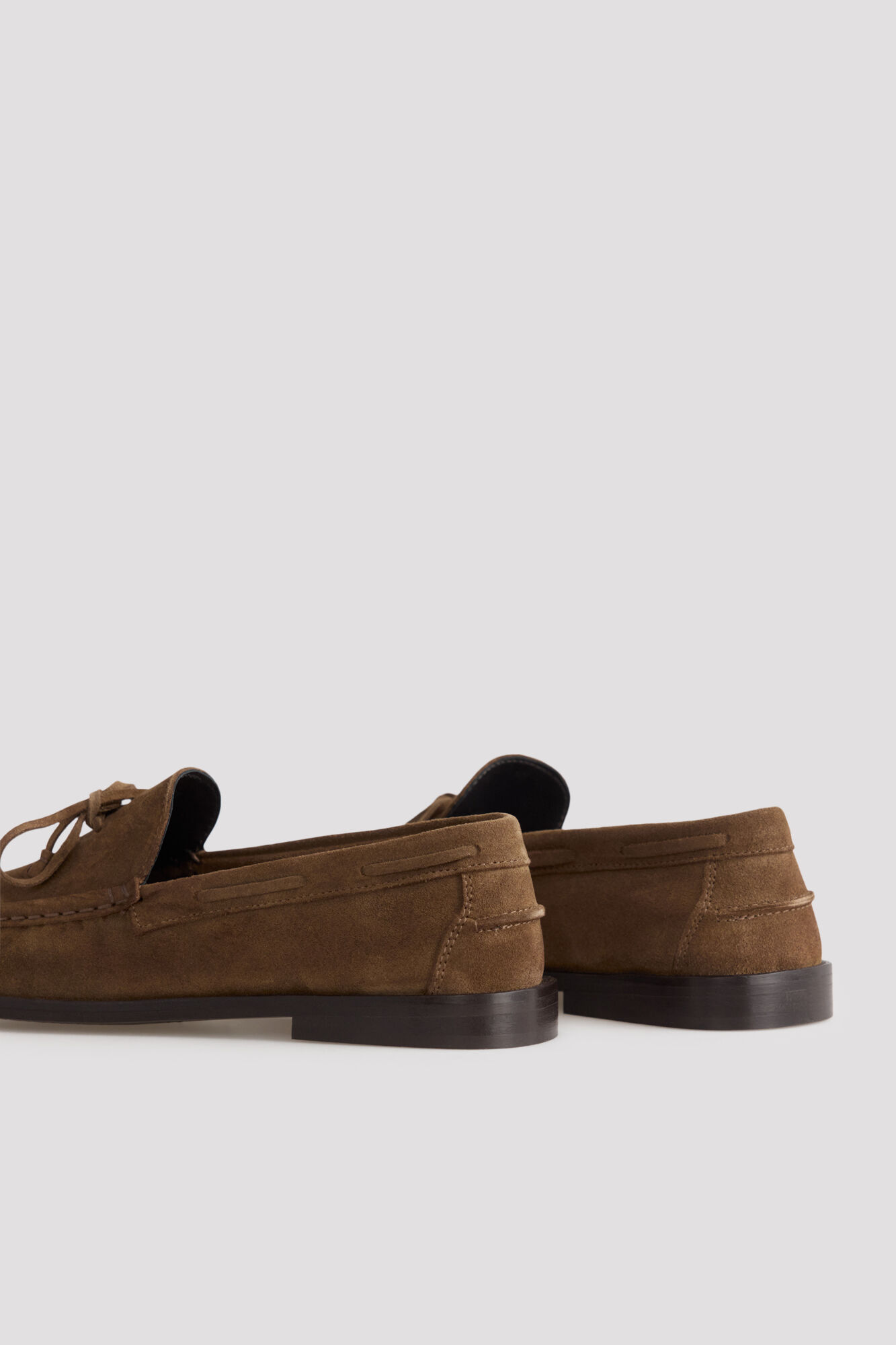 Cortefiel Suede loafer with tie