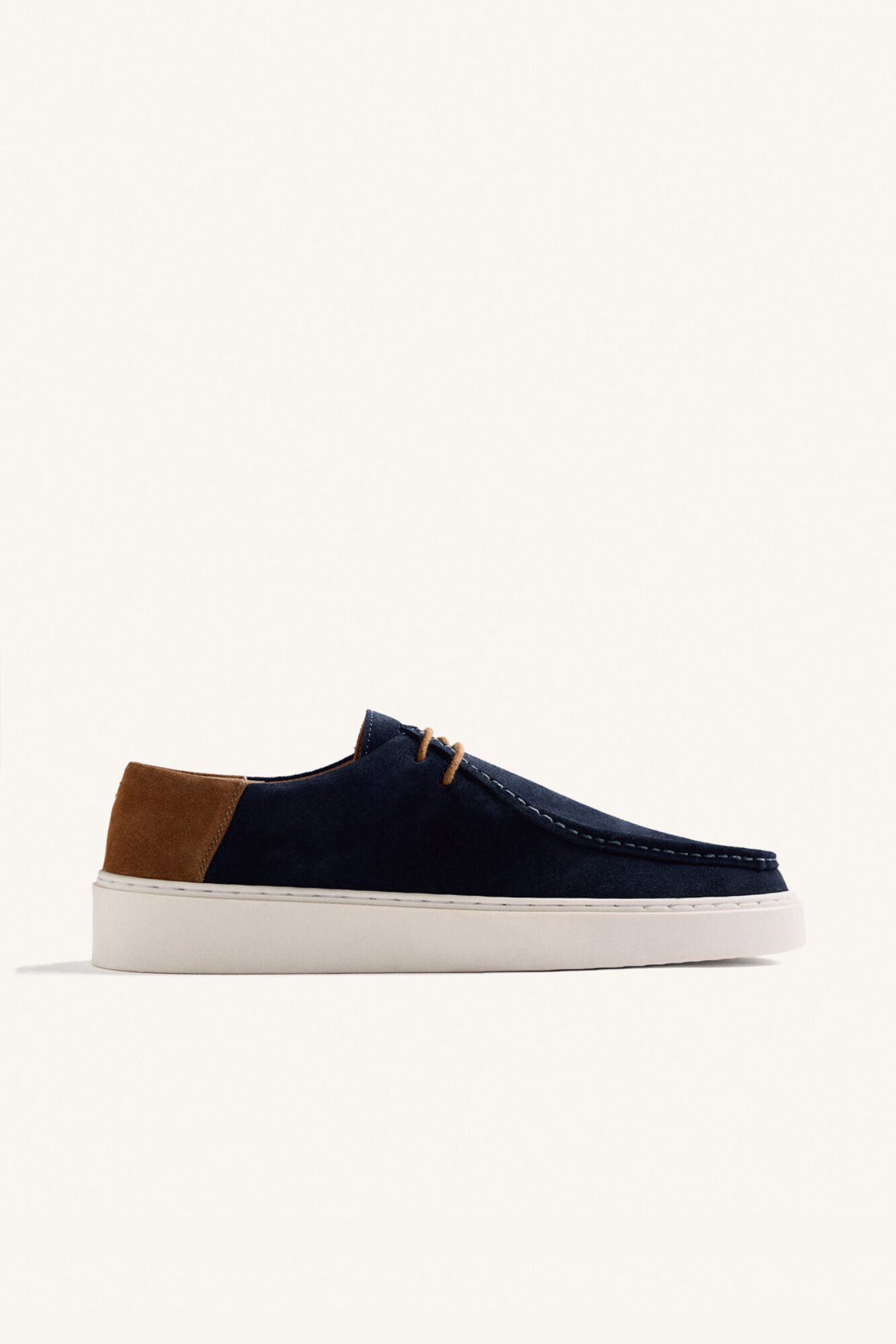 Gioseppo Wallabee style slippers
