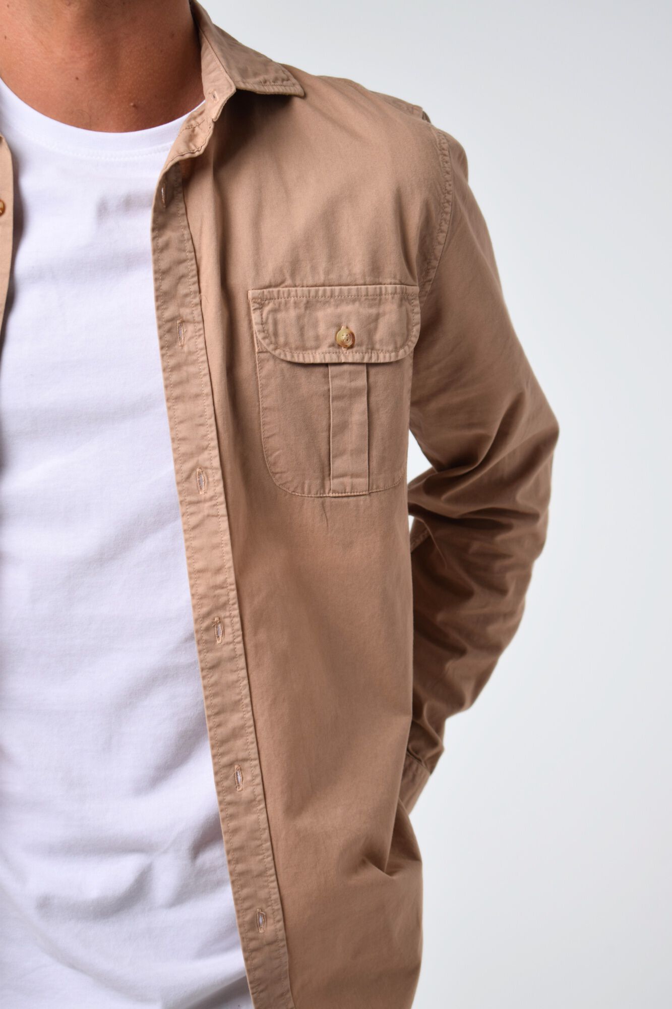 Cloking Pocket shirt