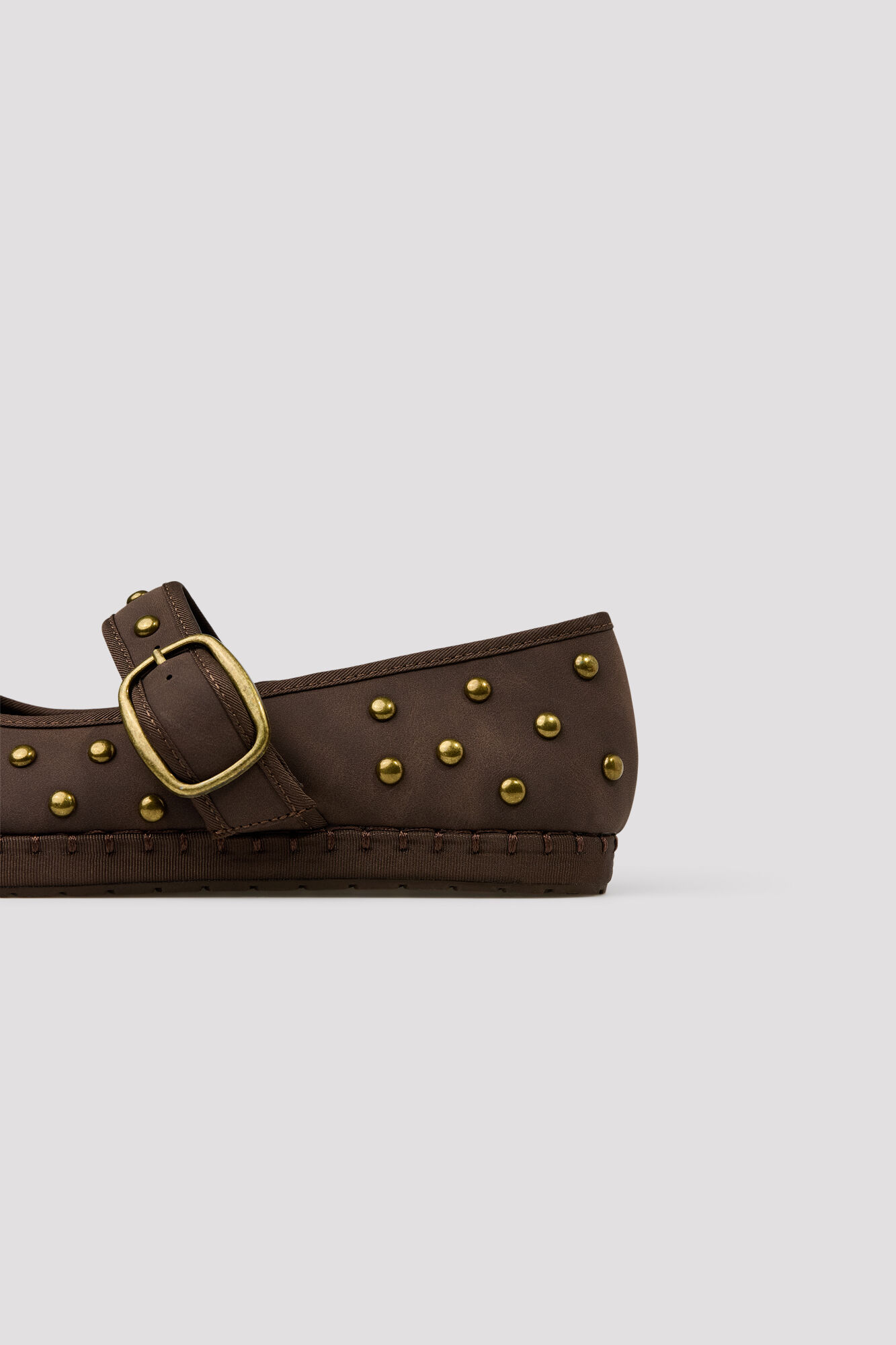 Cortefiel Ballerina with strap and studs Brown