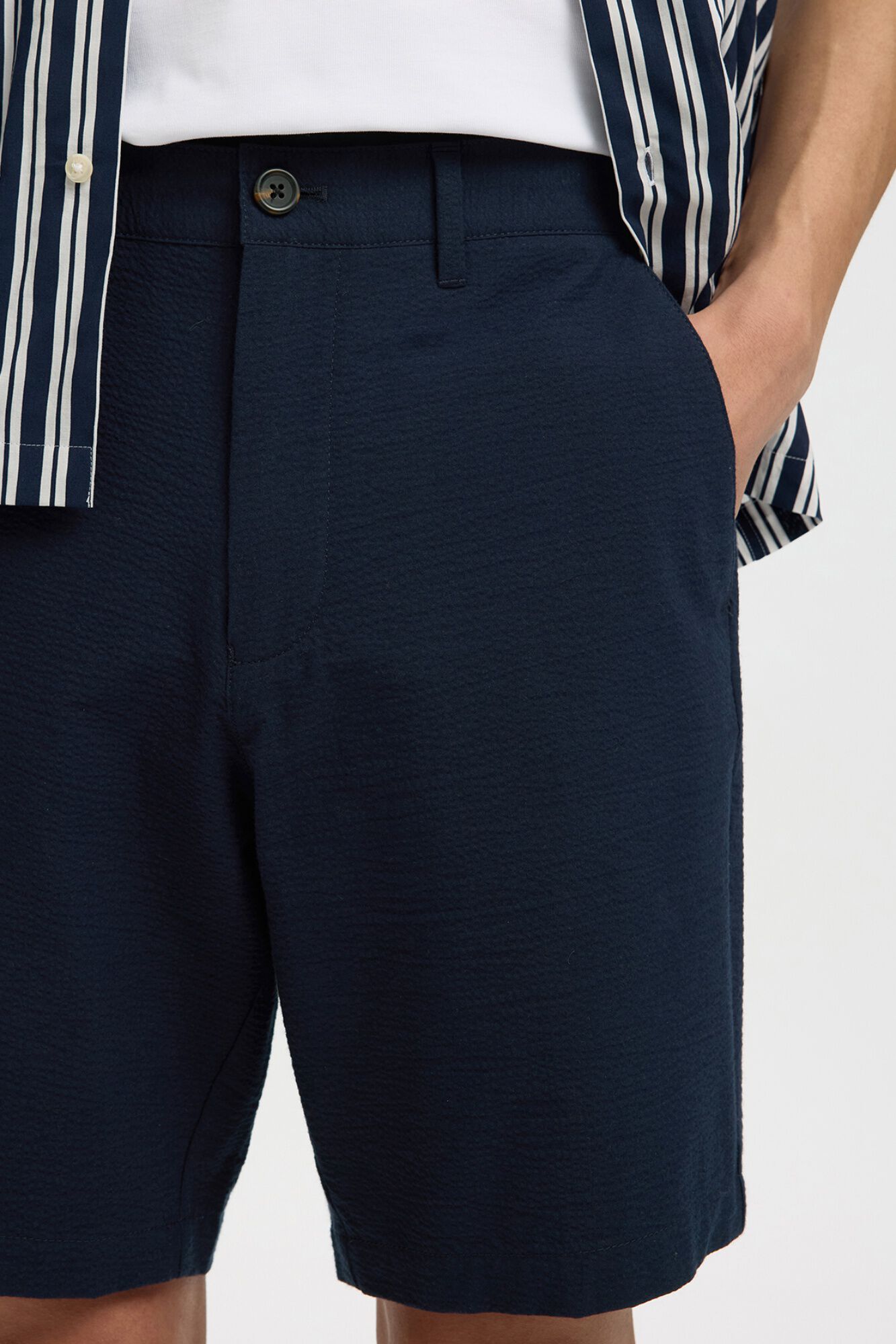 Selected Structured fabric short trousers