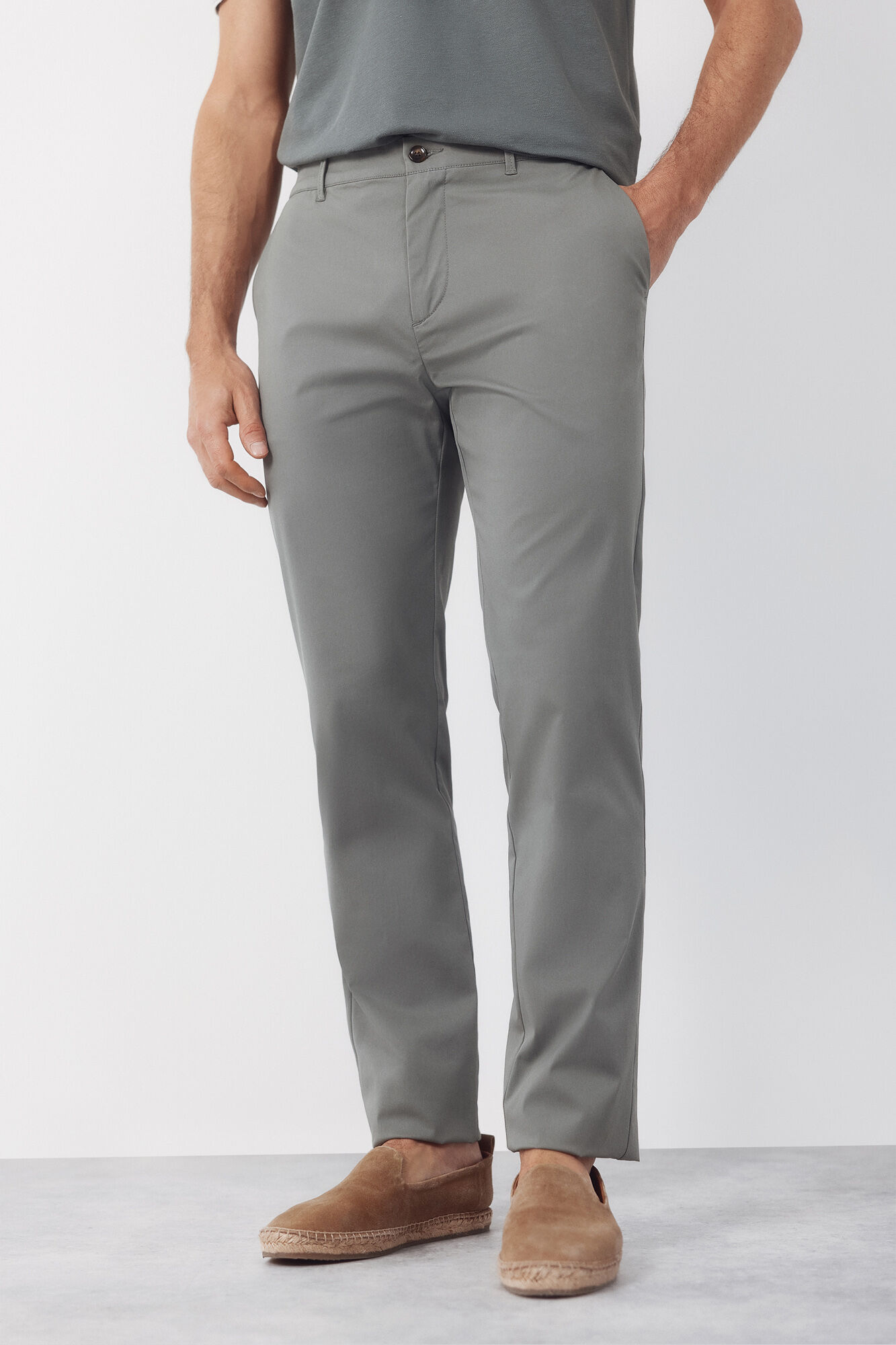 Cortefiel Lightweight slim technical chinos