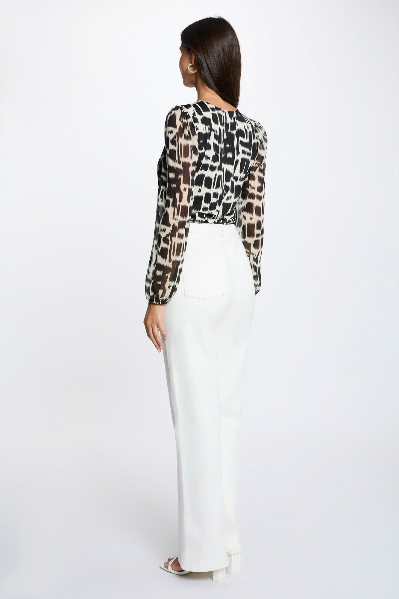 Morgan T-shirt gola em v mangas em chiffon Multicolorido
