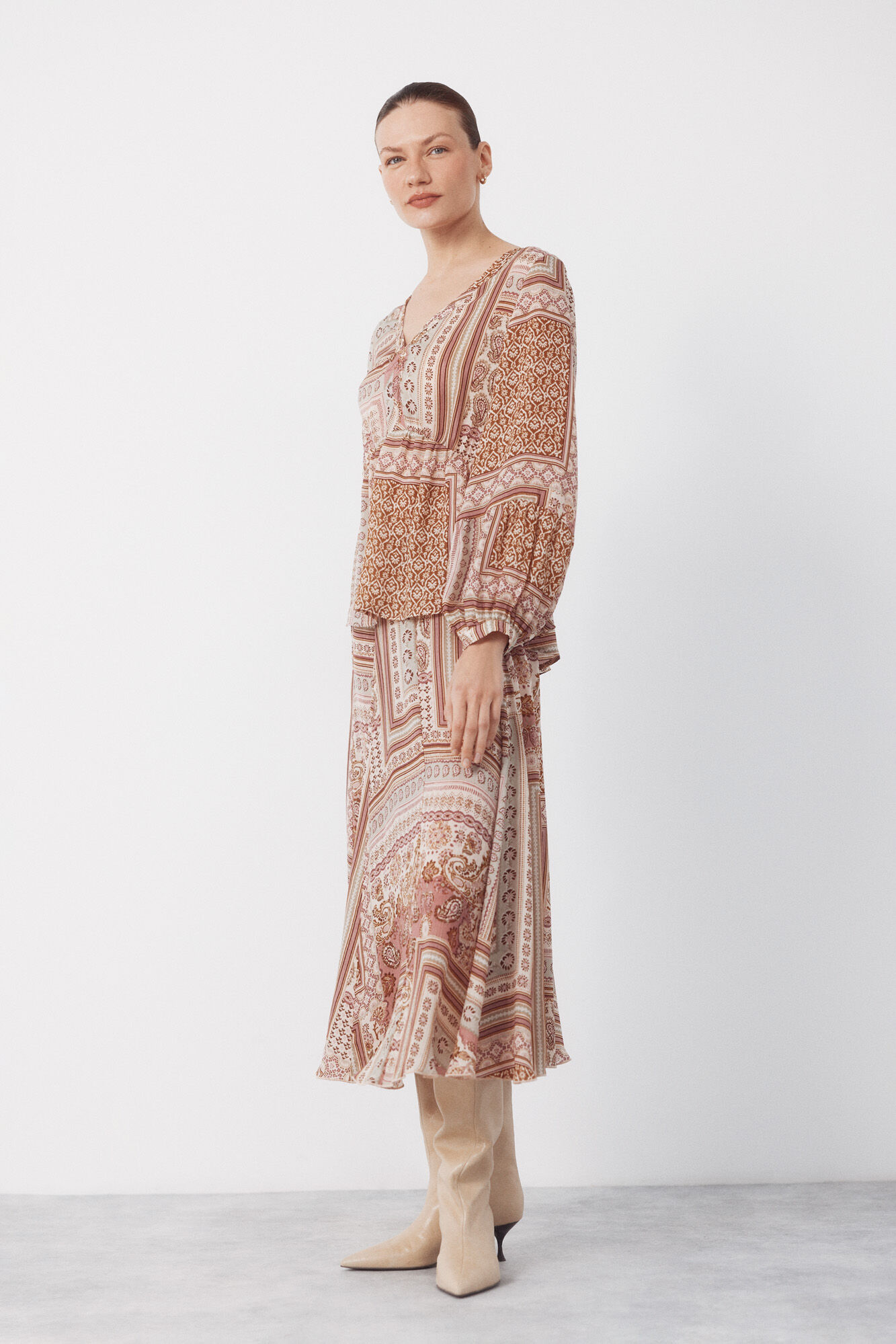 Cortefiel Printed blouse Brown