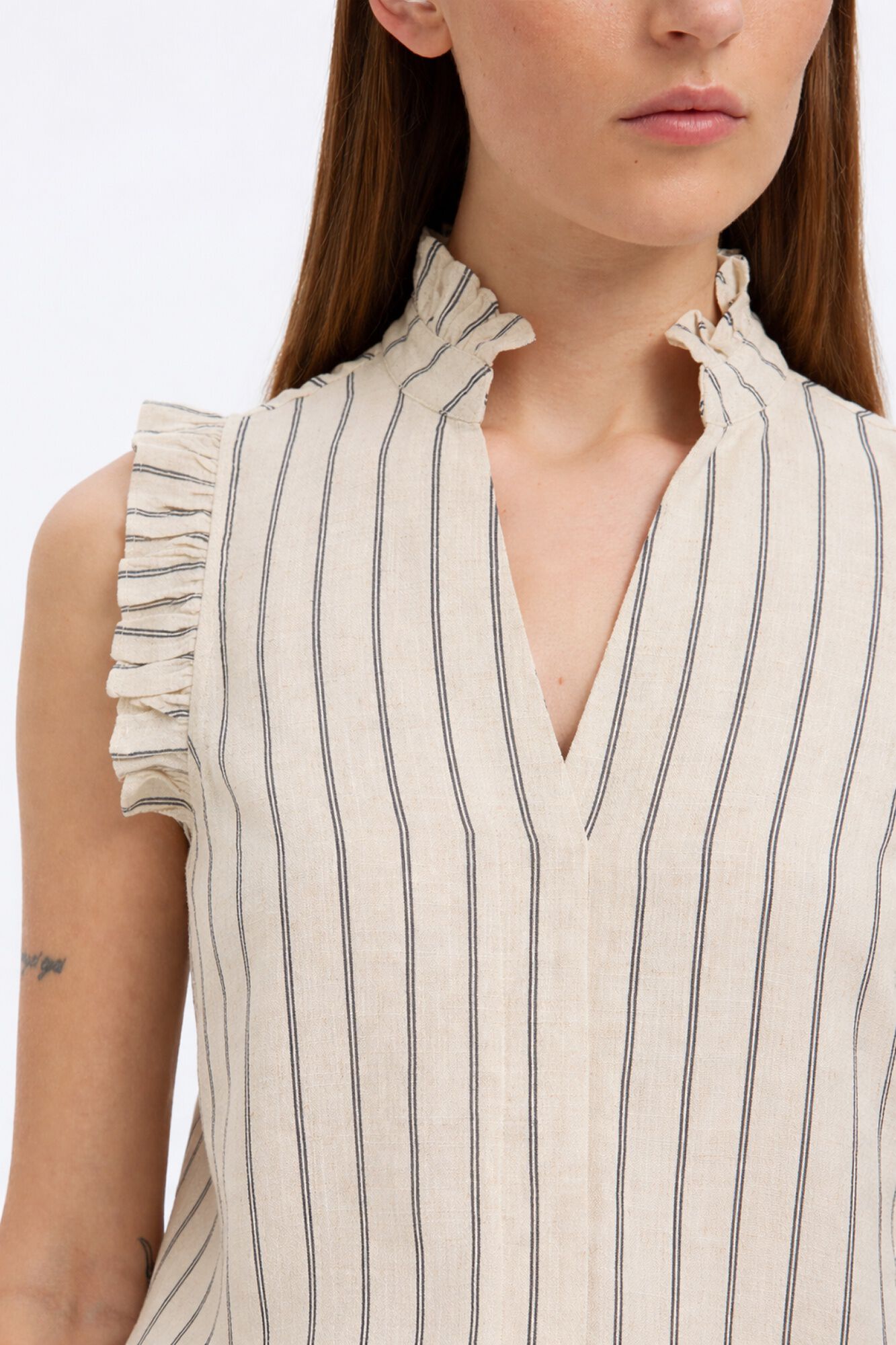 Selected Blusa sem mangas e folhos Tostado