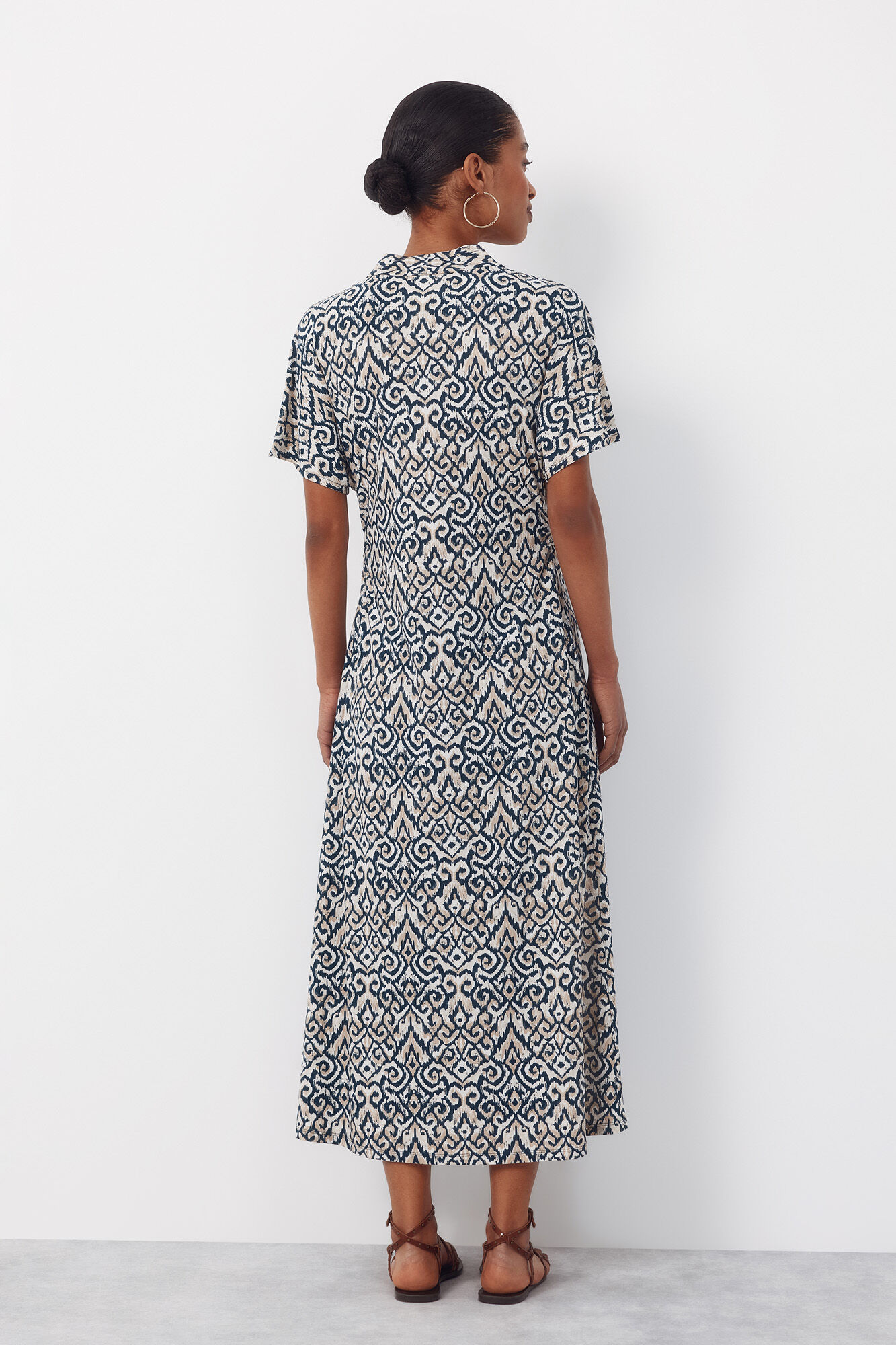 Cortefiel Vestido estampado Tostado