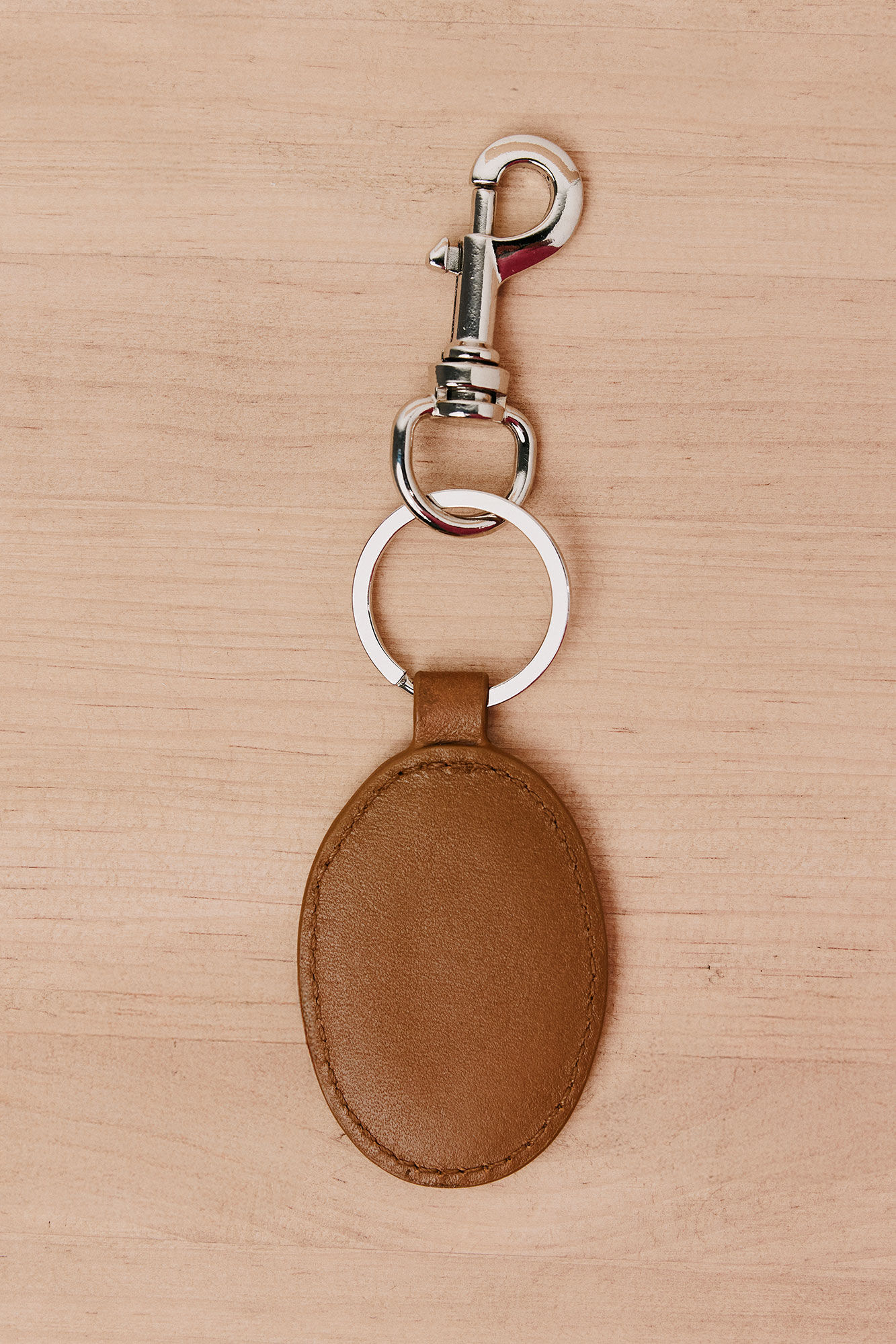 OOTO Oval key ring Beige