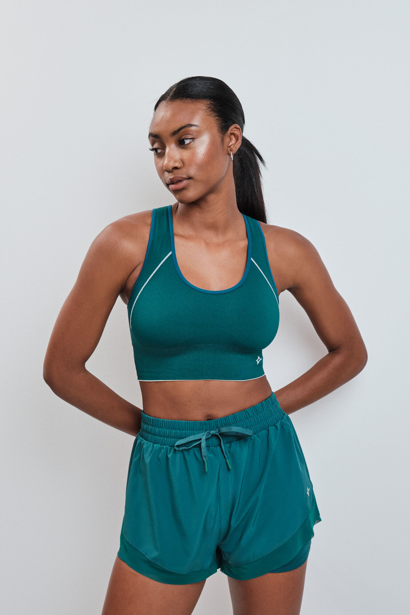 Dash and Stars Sujetador deportivo 4D Stretch reversible verde