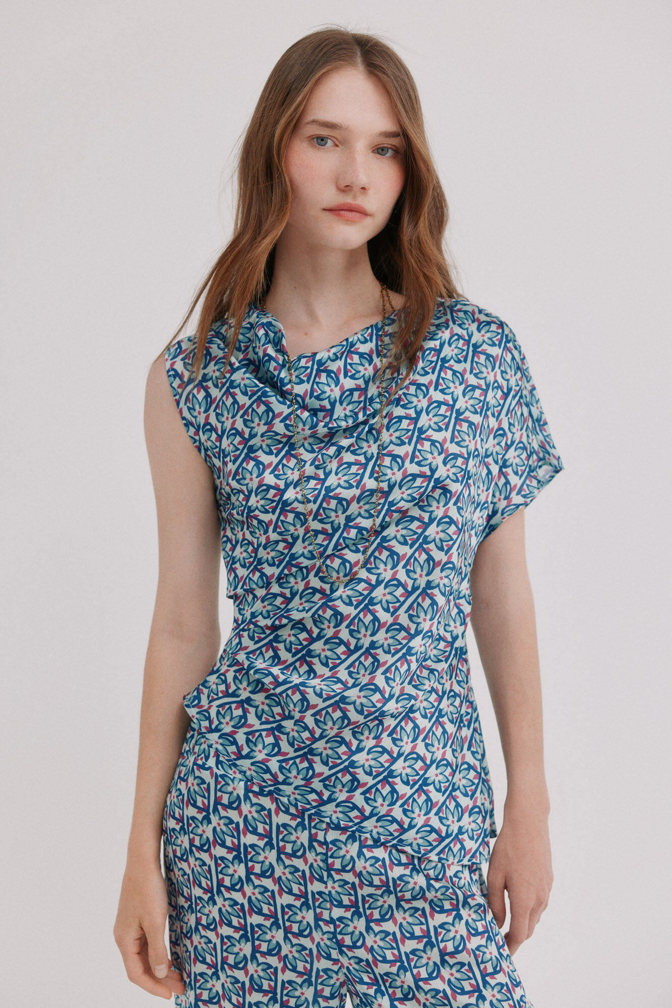 Hoss Intropia Clio. Top estampado
