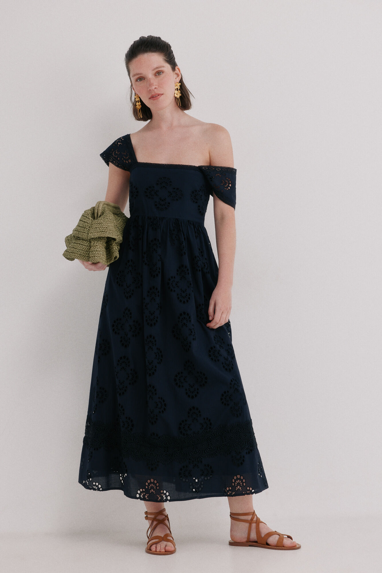 Hoss Intropia Abril. Vestido calado