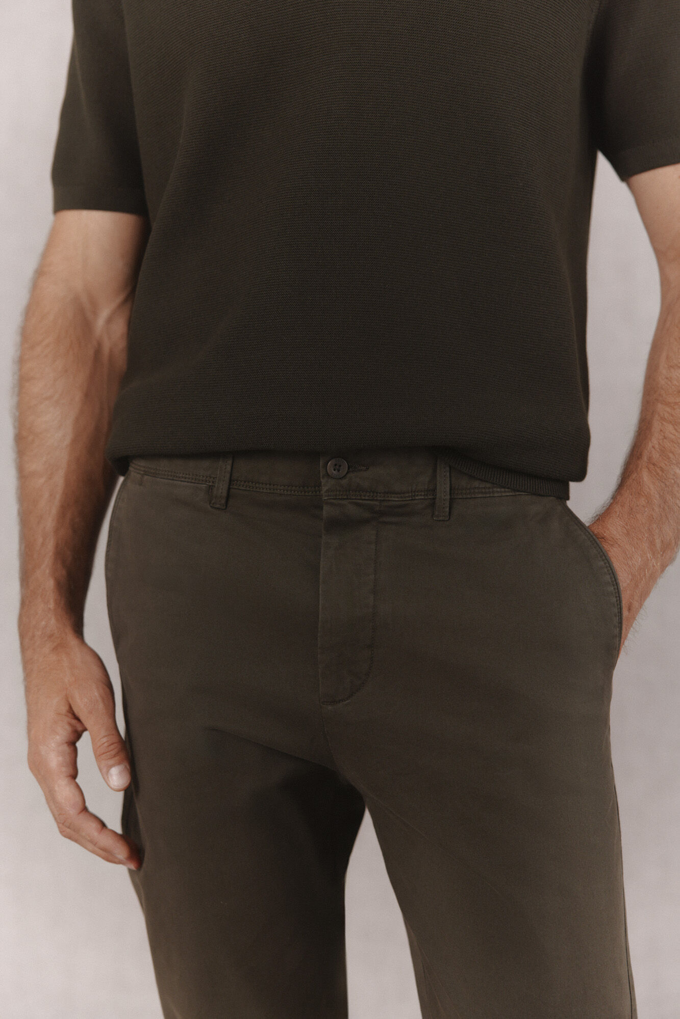OOTO Basic slim chinos Kaki