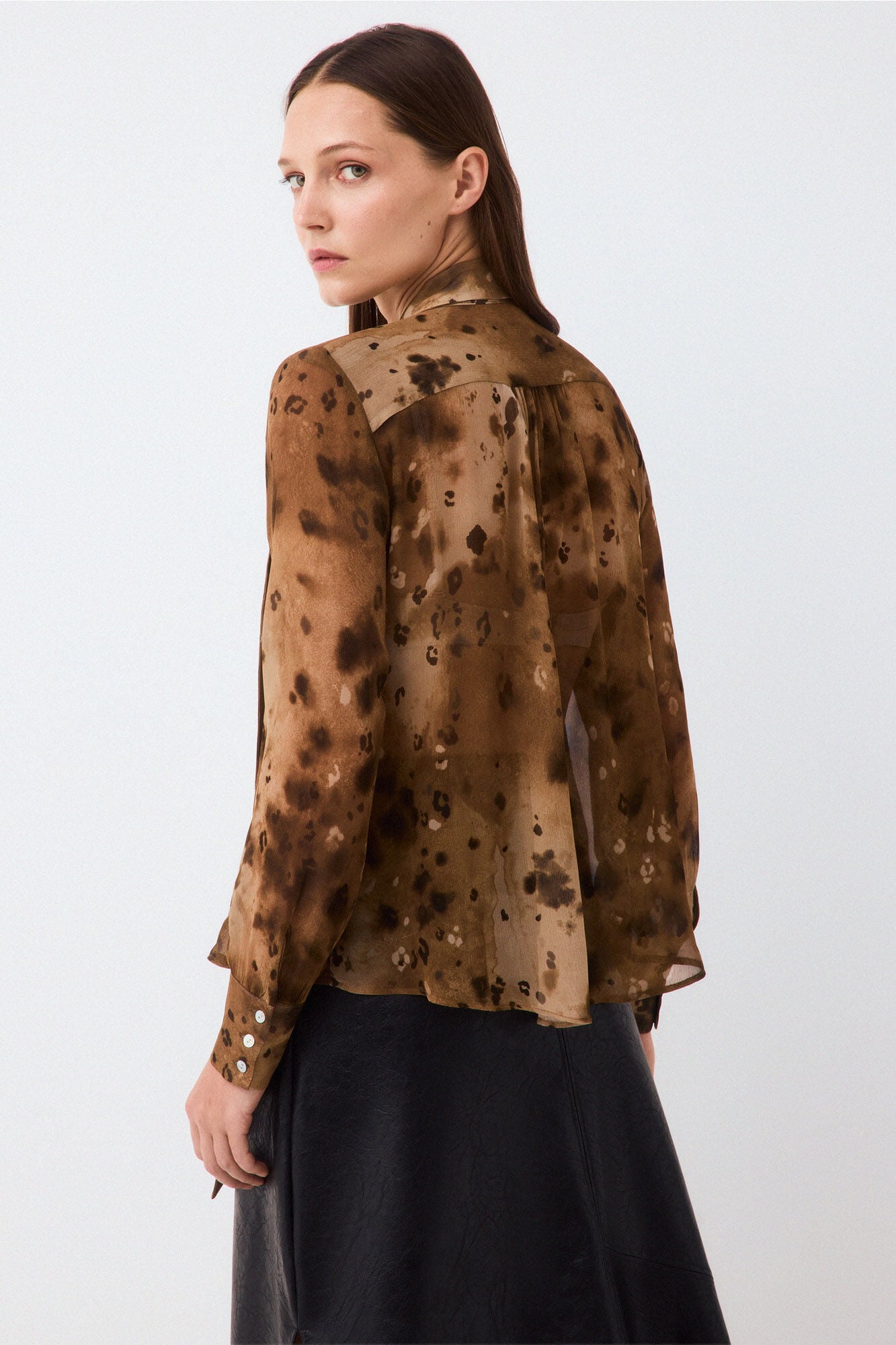 Pedro del Hierro Blusa estampada com la&ccedil;ada Marrom