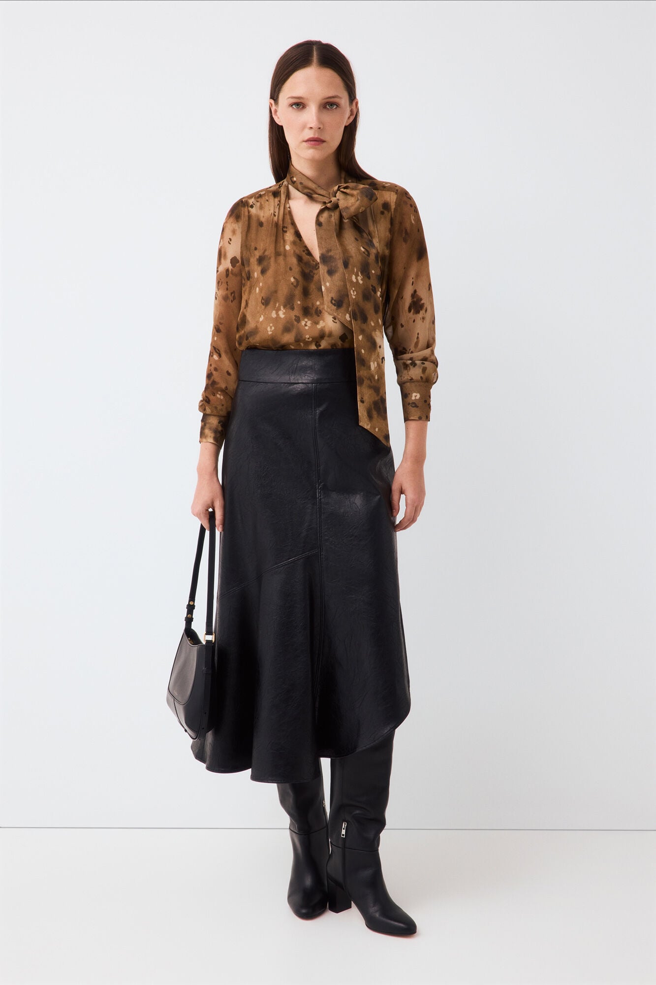 Pedro del Hierro Blusa estampada com la&ccedil;ada Marrom
