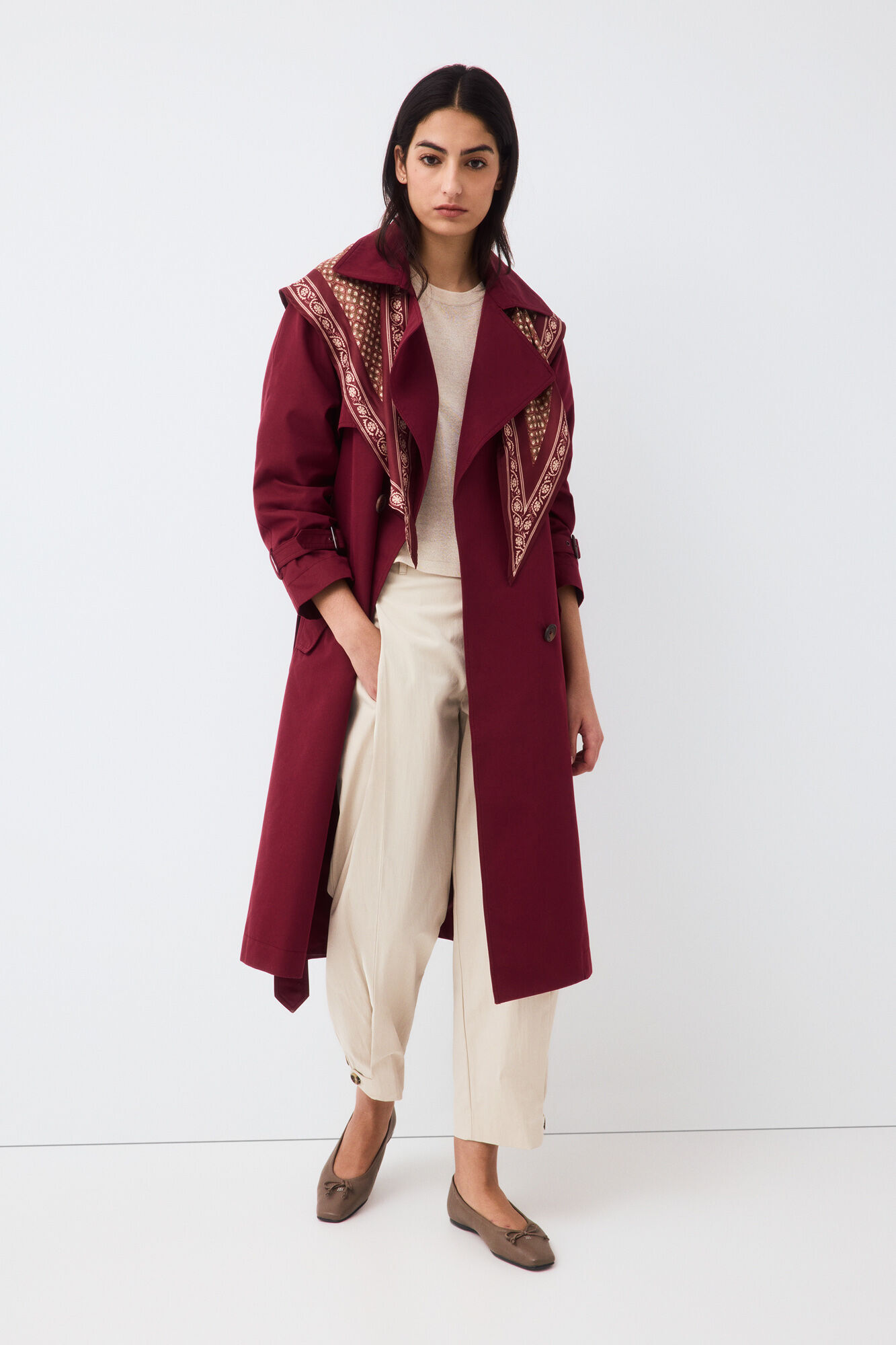 Pedro del Hierro Gabardina comprida len&ccedil;o