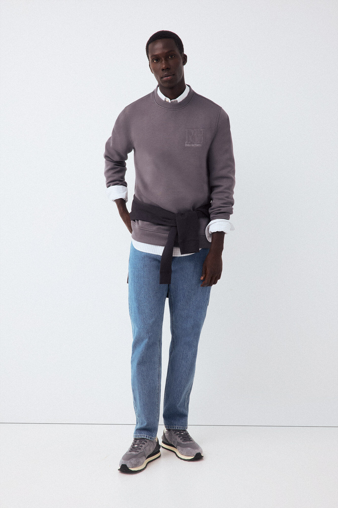 Pedro del Hierro Sweatshirt em neopreno gola caixa Cizento