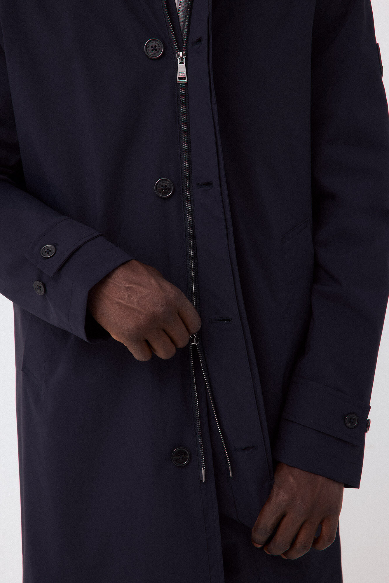 Pedro del Hierro Gabardina t&eacute;cnica