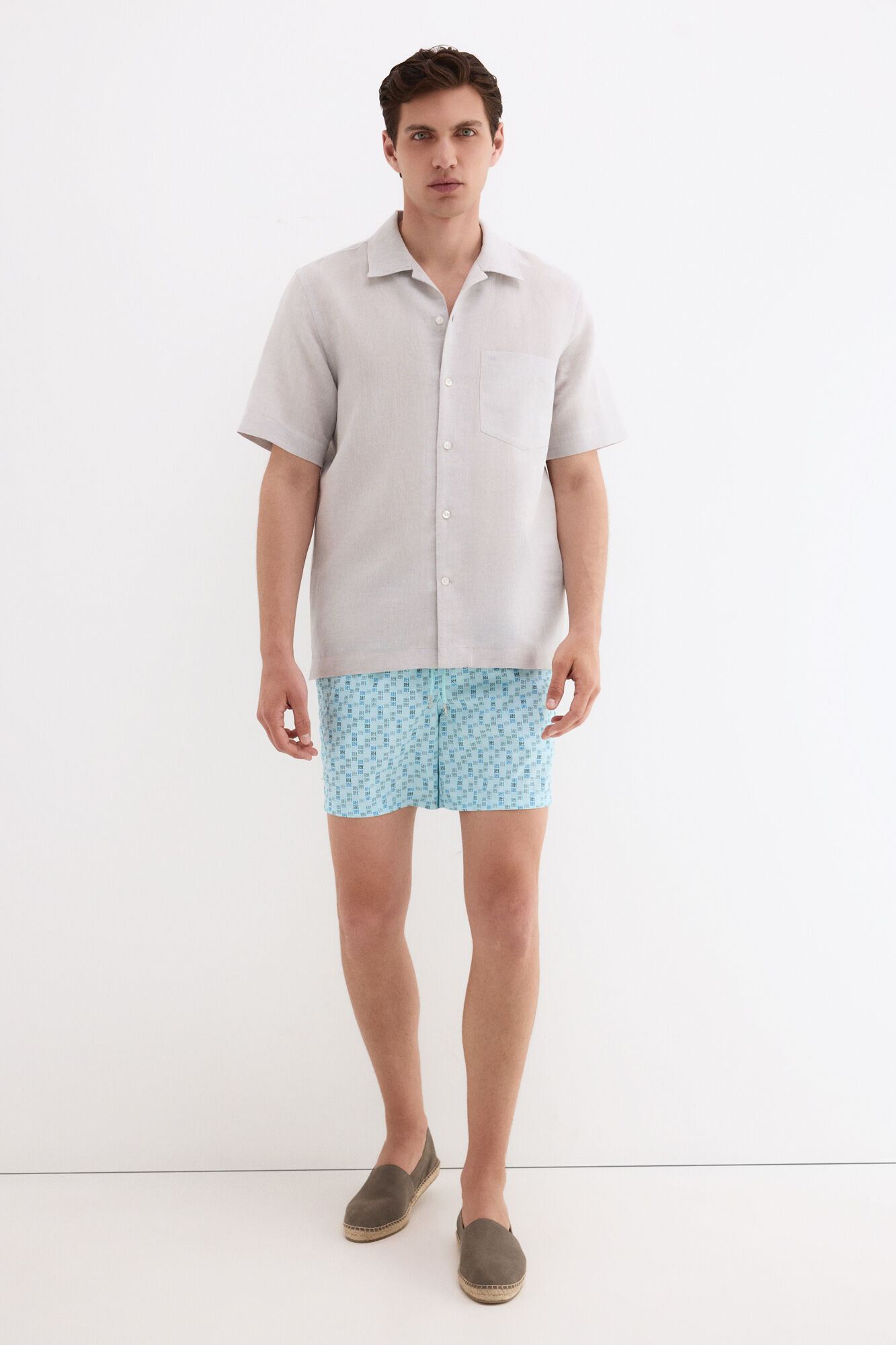 Pedro del Hierro Ba&ntilde;ador micro estampado logos