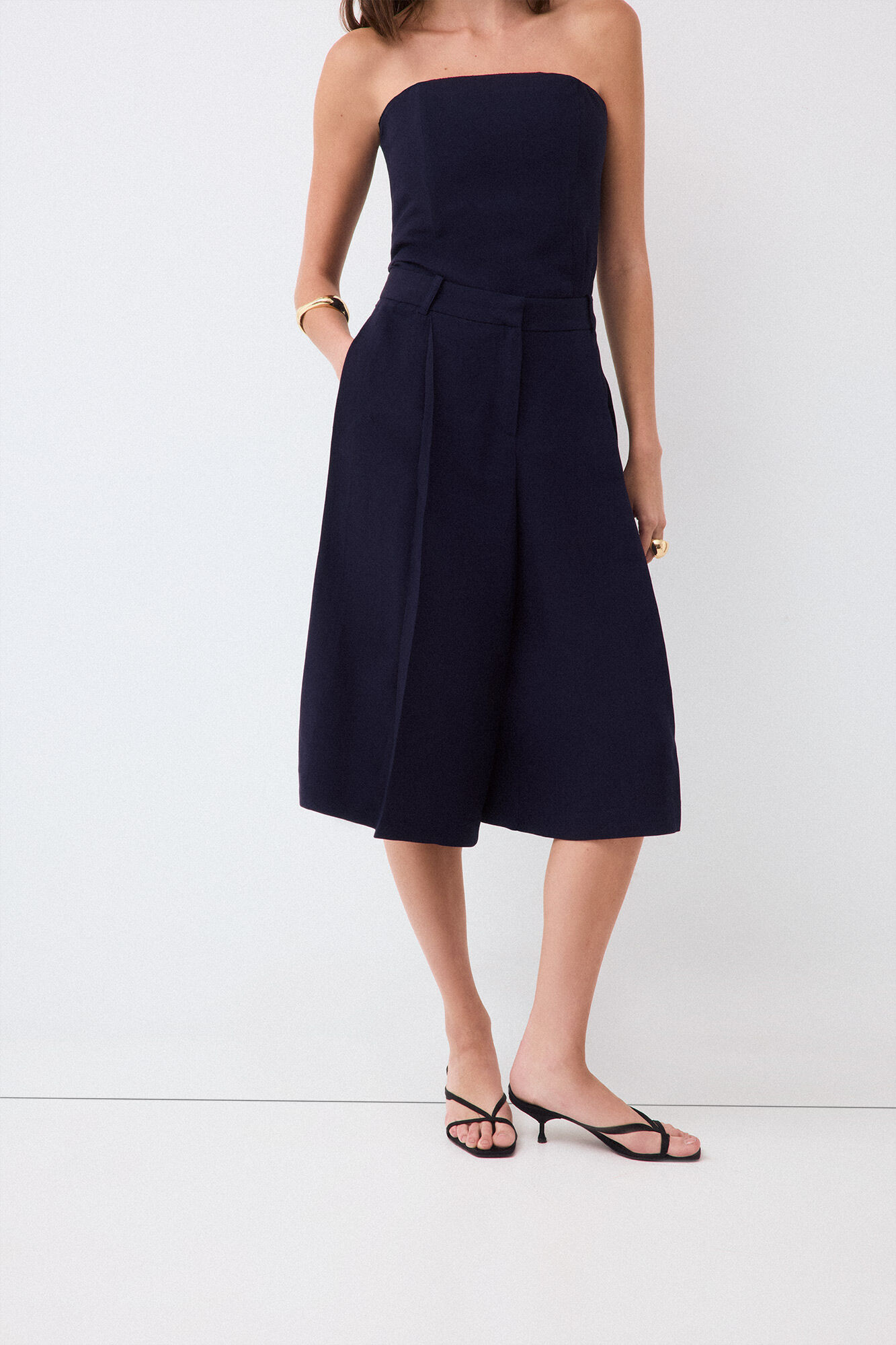 TFP by Tamara Falc&oacute; Navy Bermuda shorts
