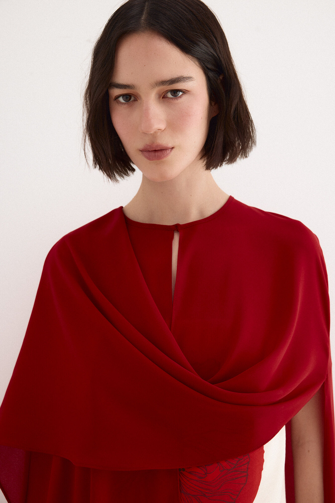 TFP by Tamara Falc&oacute; Georgette cape