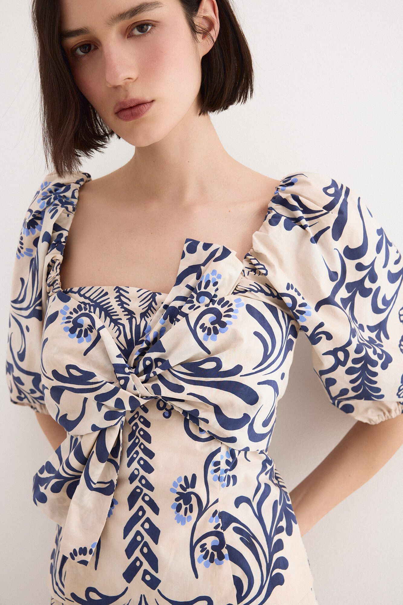 TFP by Tamara Falc&oacute; Top with knot