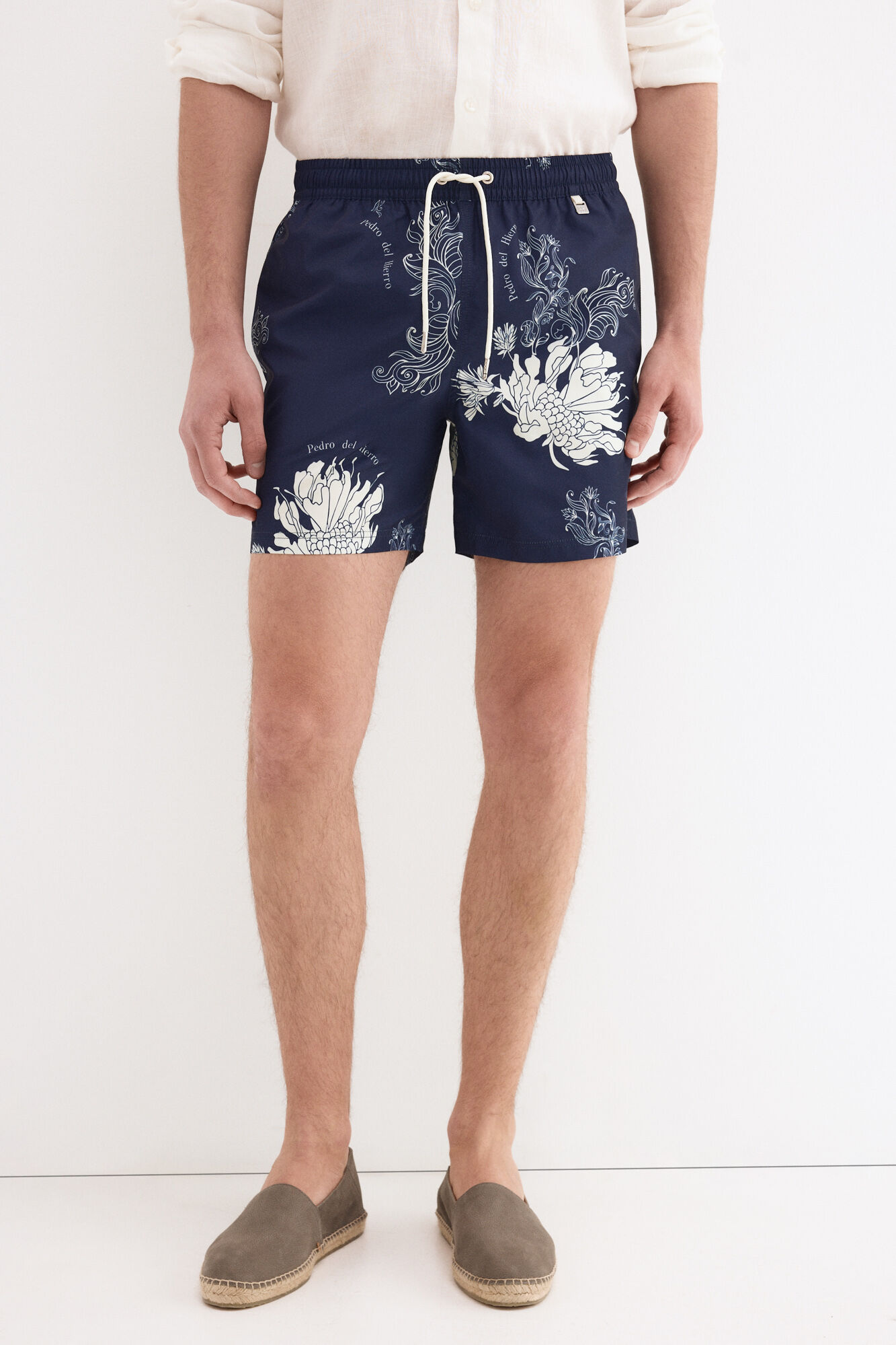 Pedro del Hierro Ba&ntilde;ador estampado flores grandes