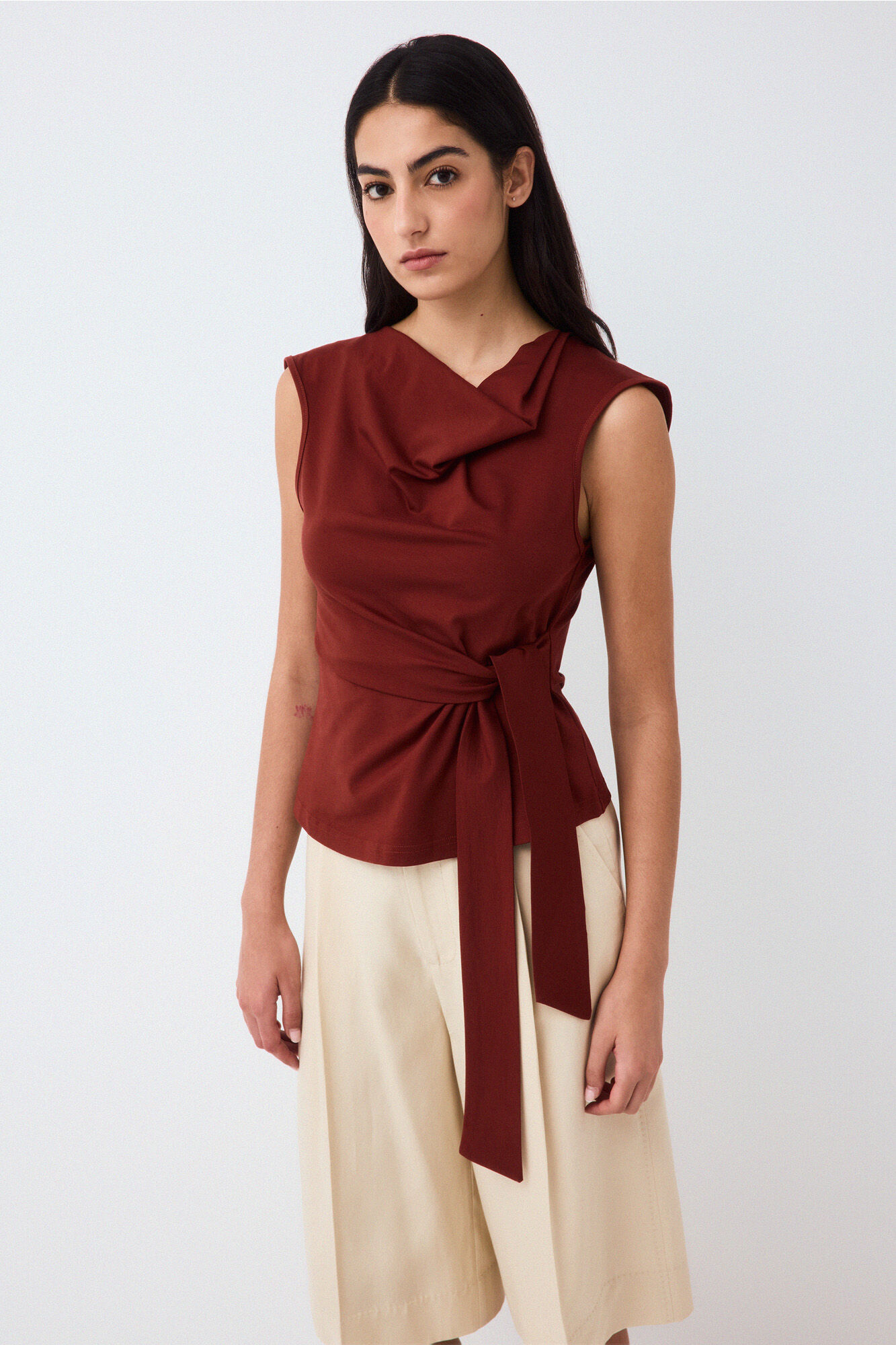 Pedro del Hierro Bow top