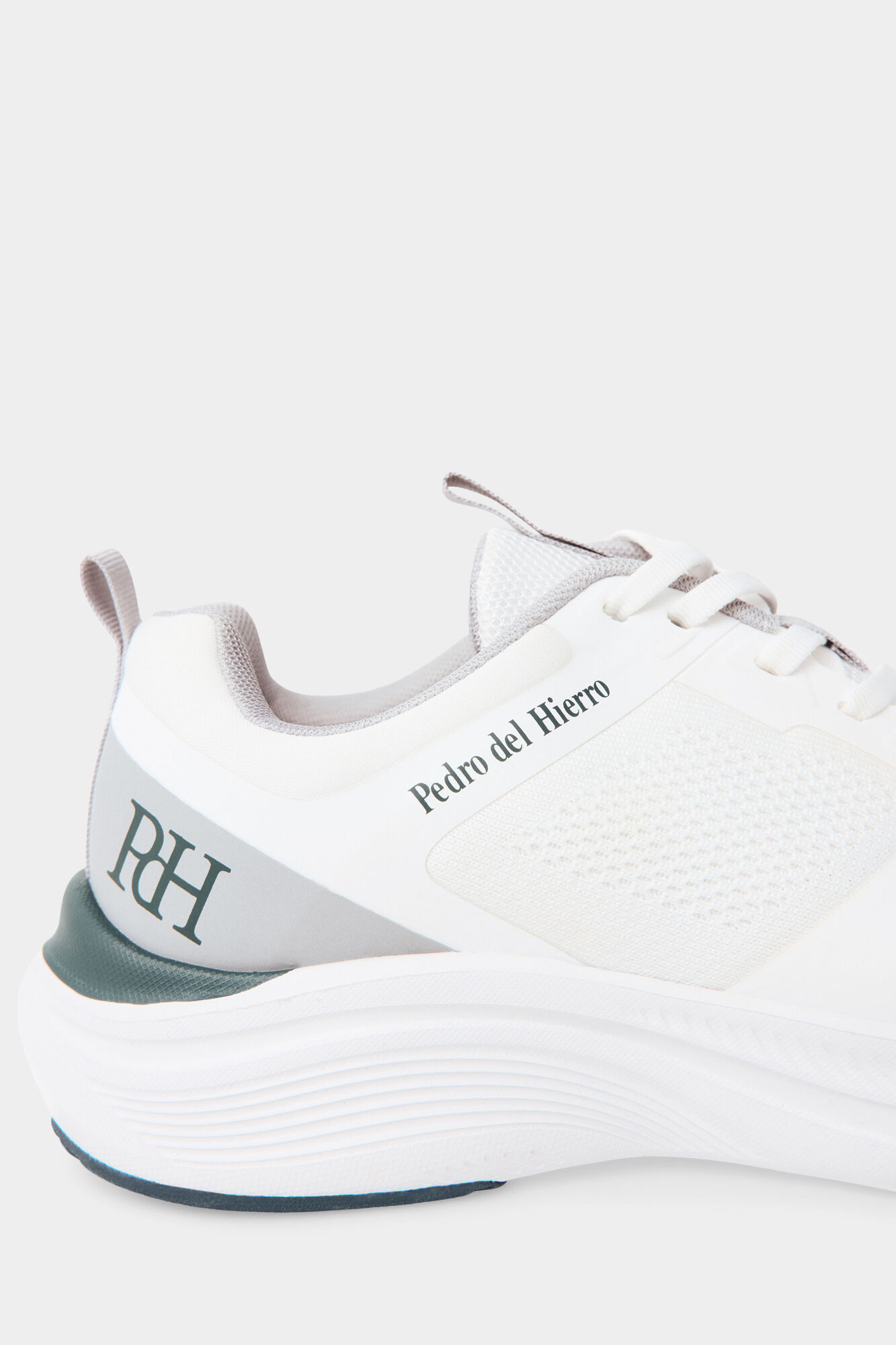 Pedro del Hierro Ultralight fabric lace-up sneaker White