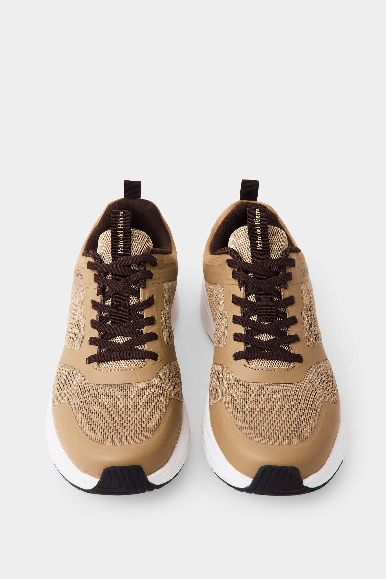 Pedro del Hierro Ultralight fabric lace-up sneaker