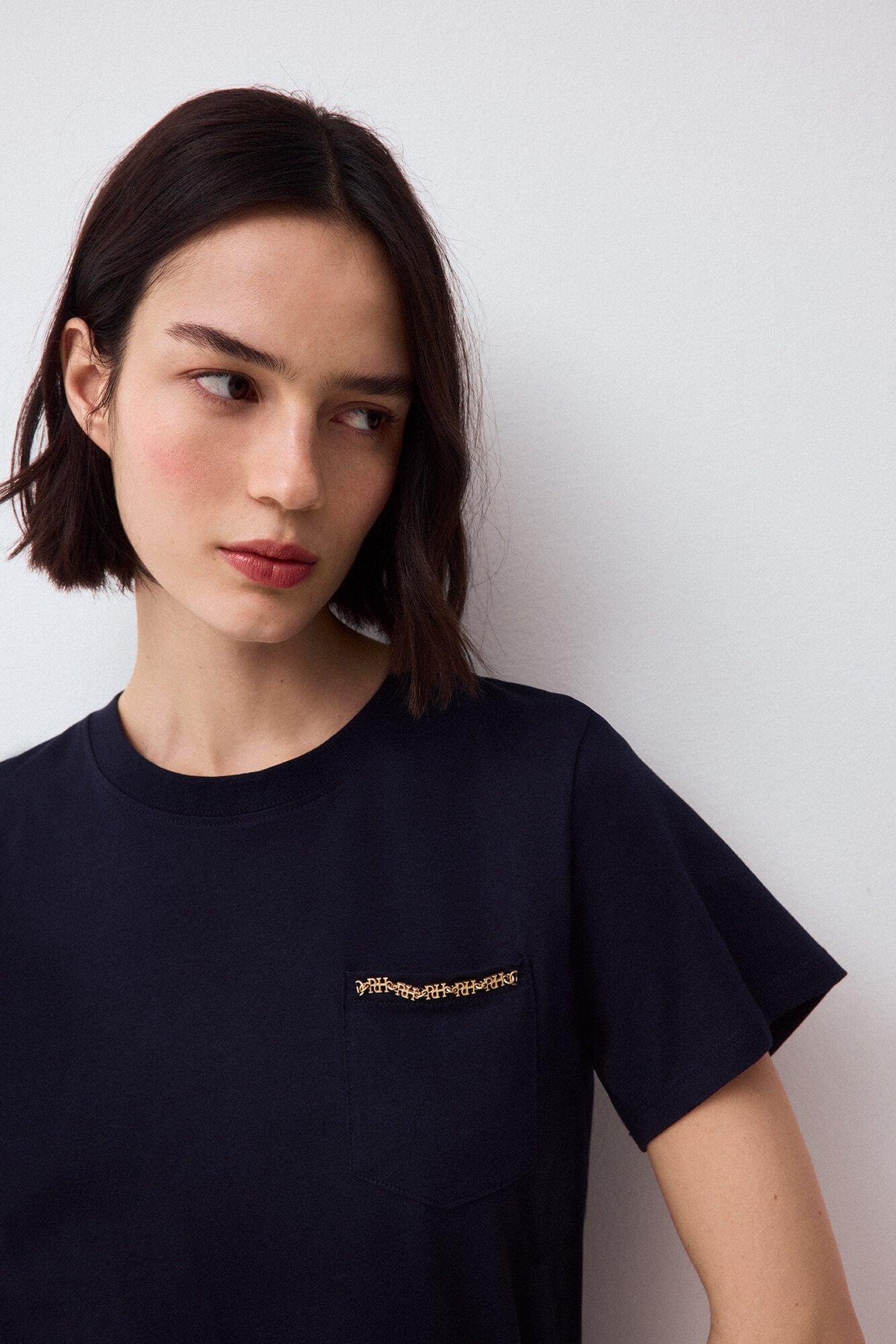 Pedro del Hierro Short sleeve T-shirt with pocket and chain detail