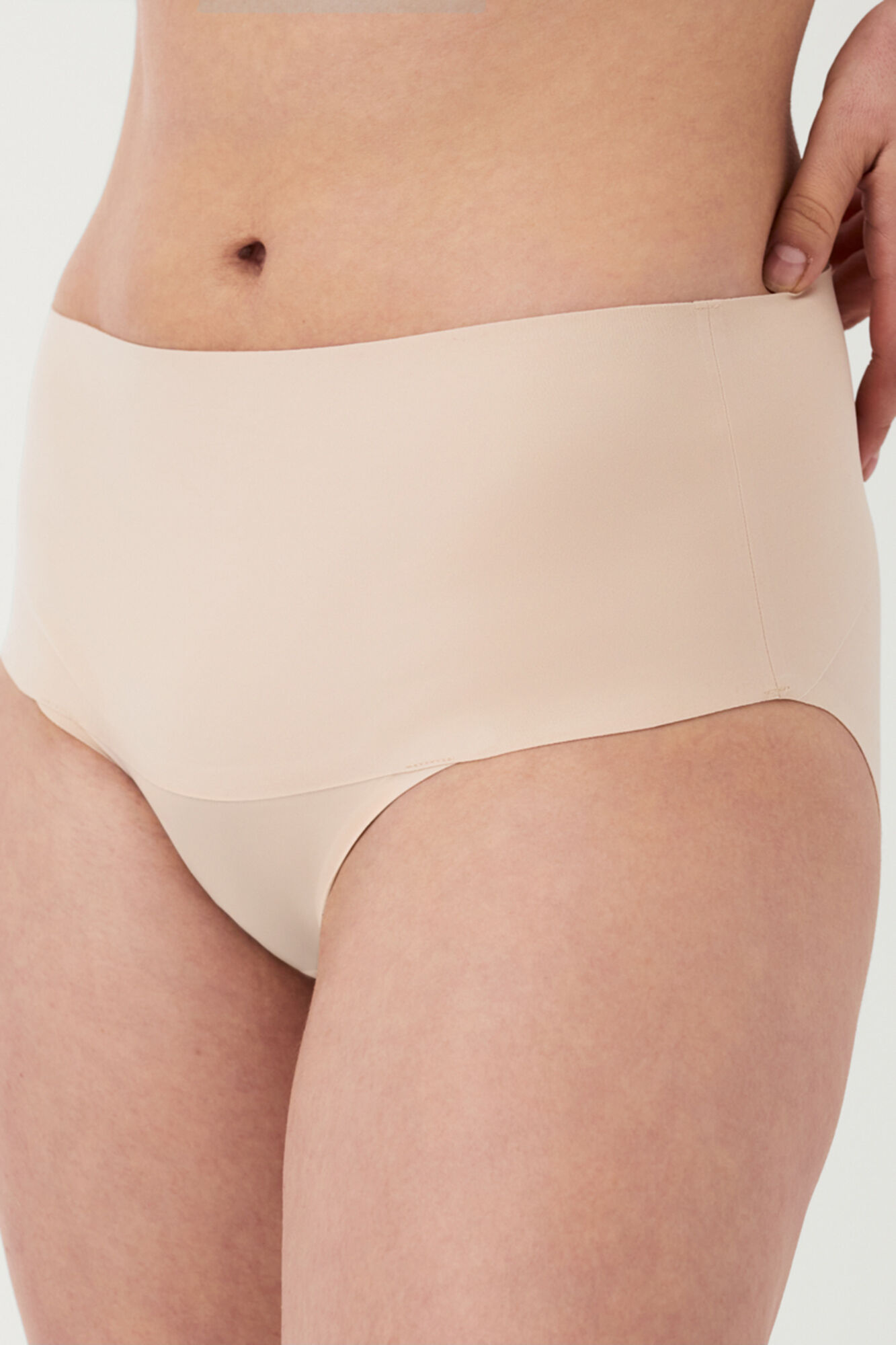 Spanx Unsichtbarer Shaping-Slip Caf&eacute; au Lait SPANX cru