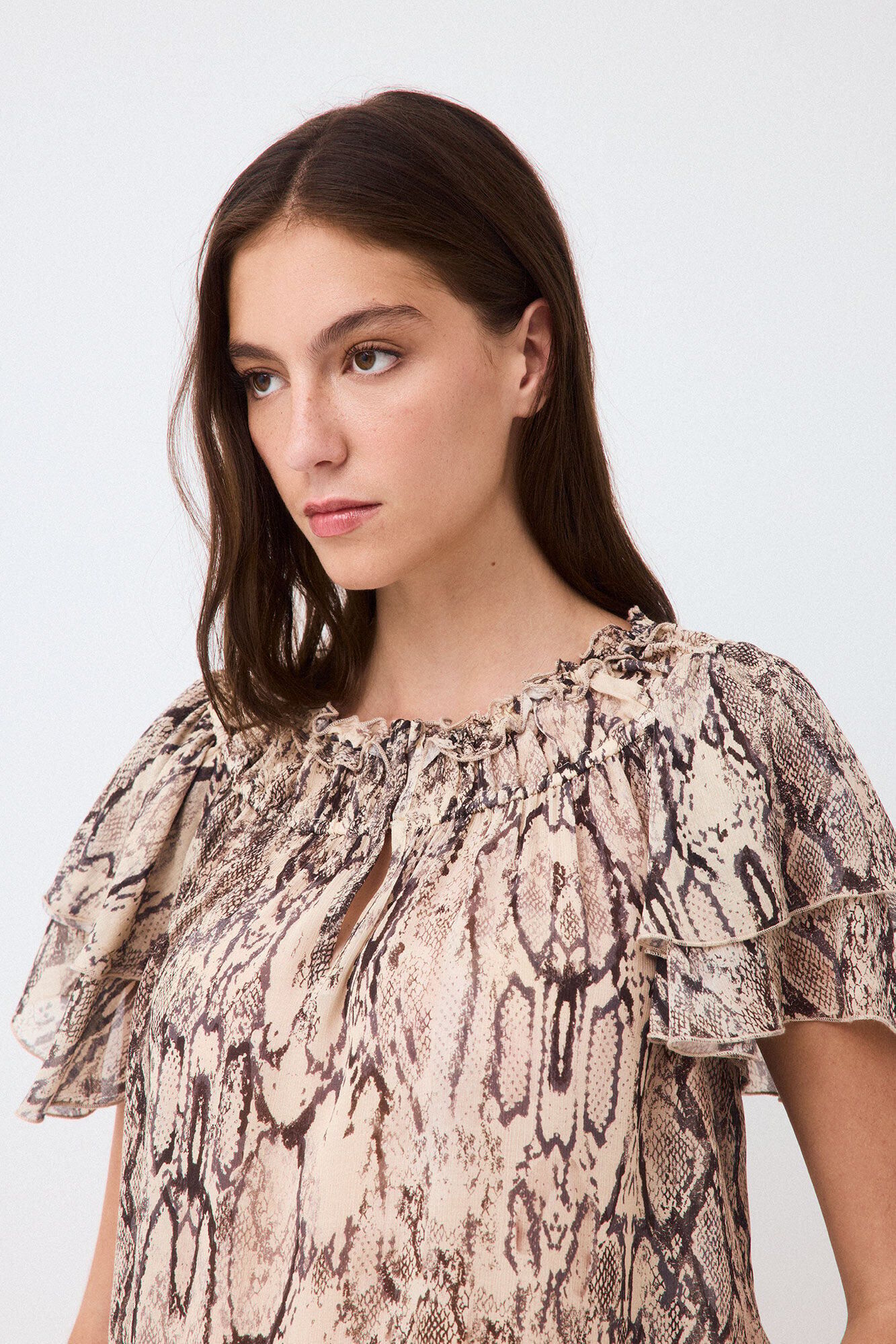 Conjunto de blusa y pantal&oacute;n