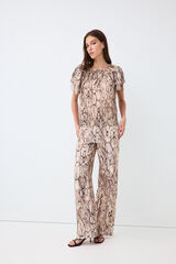 Blouse and trousers set