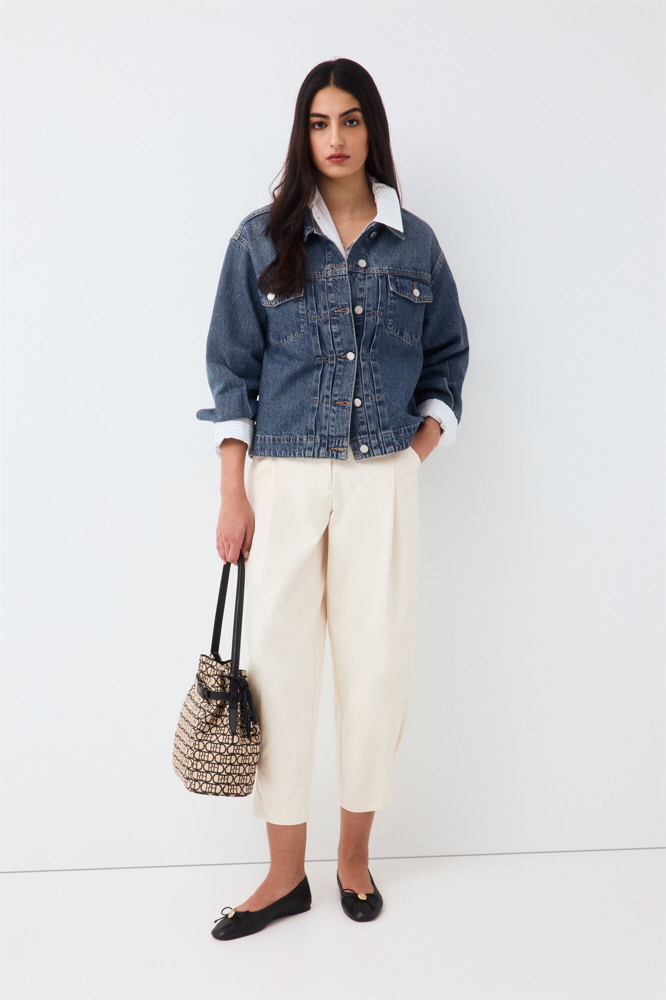 Conjunto de jeans y chaqueta